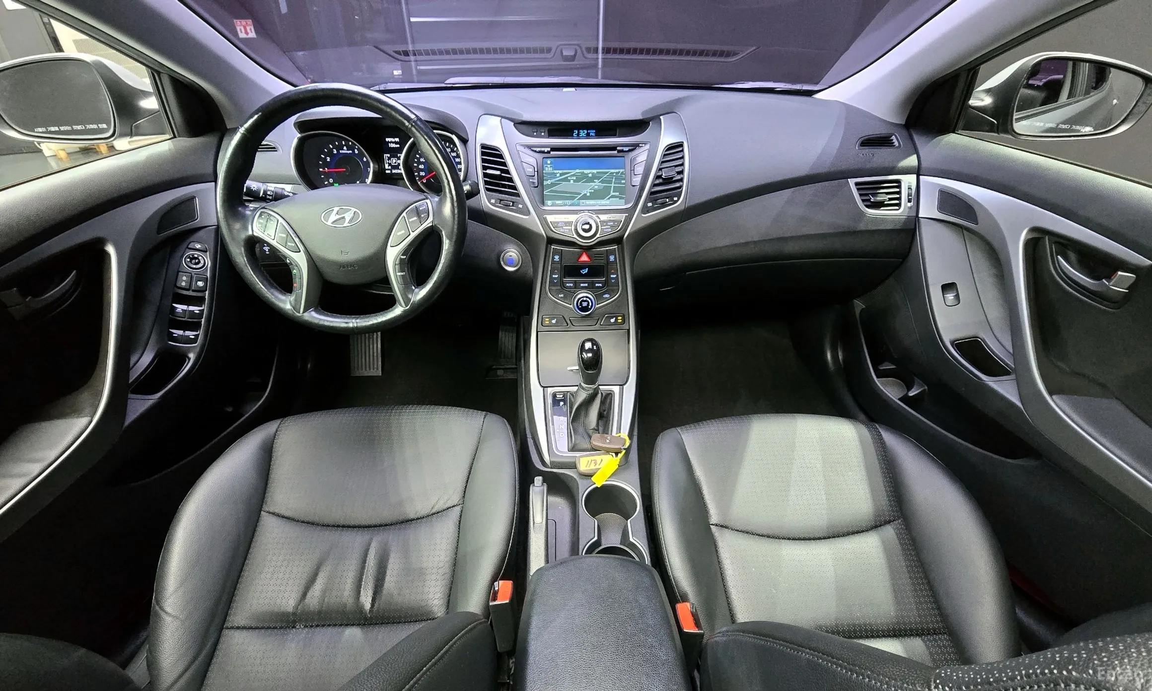 Hyundai Avante превью 4