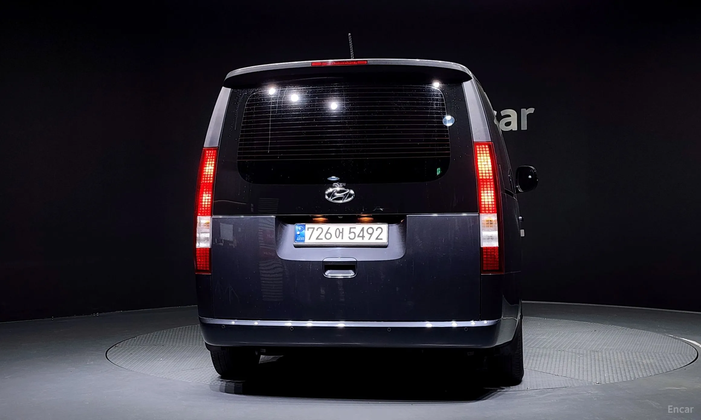 Hyundai Staria превью 3