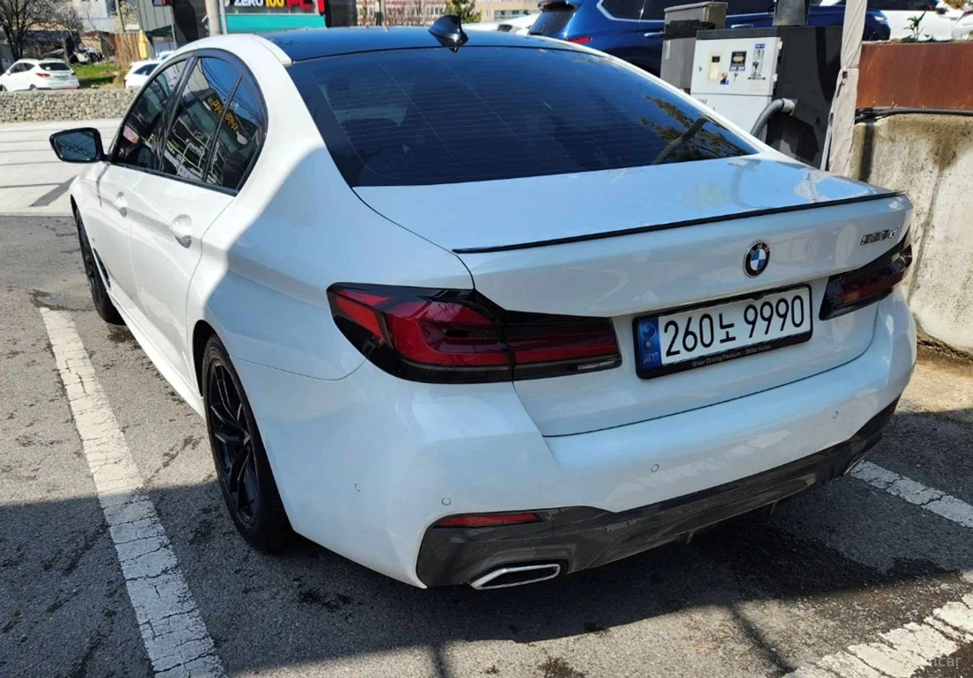 BMW 5 Series (G30) превью 3