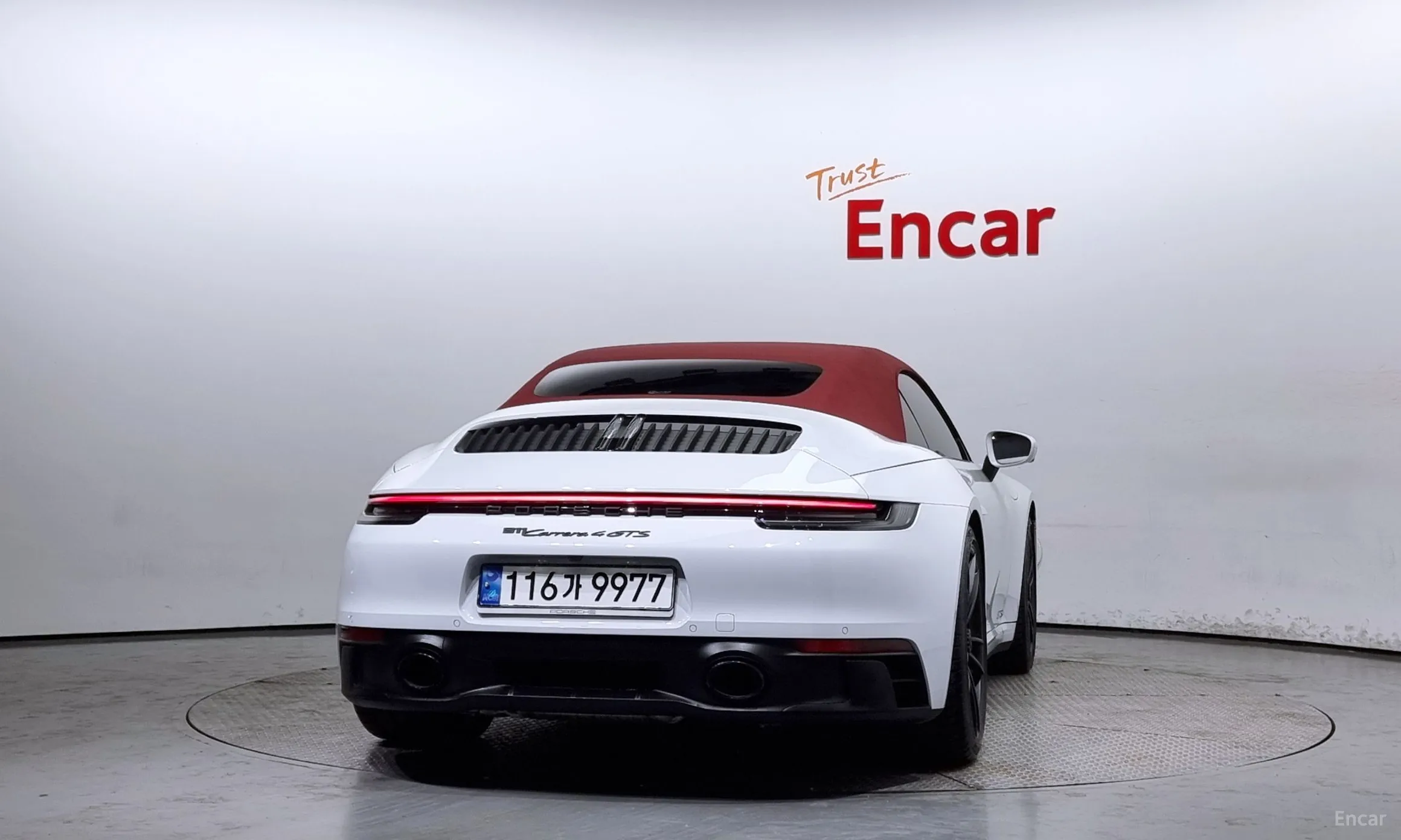 Porsche 911 (992) превью 3