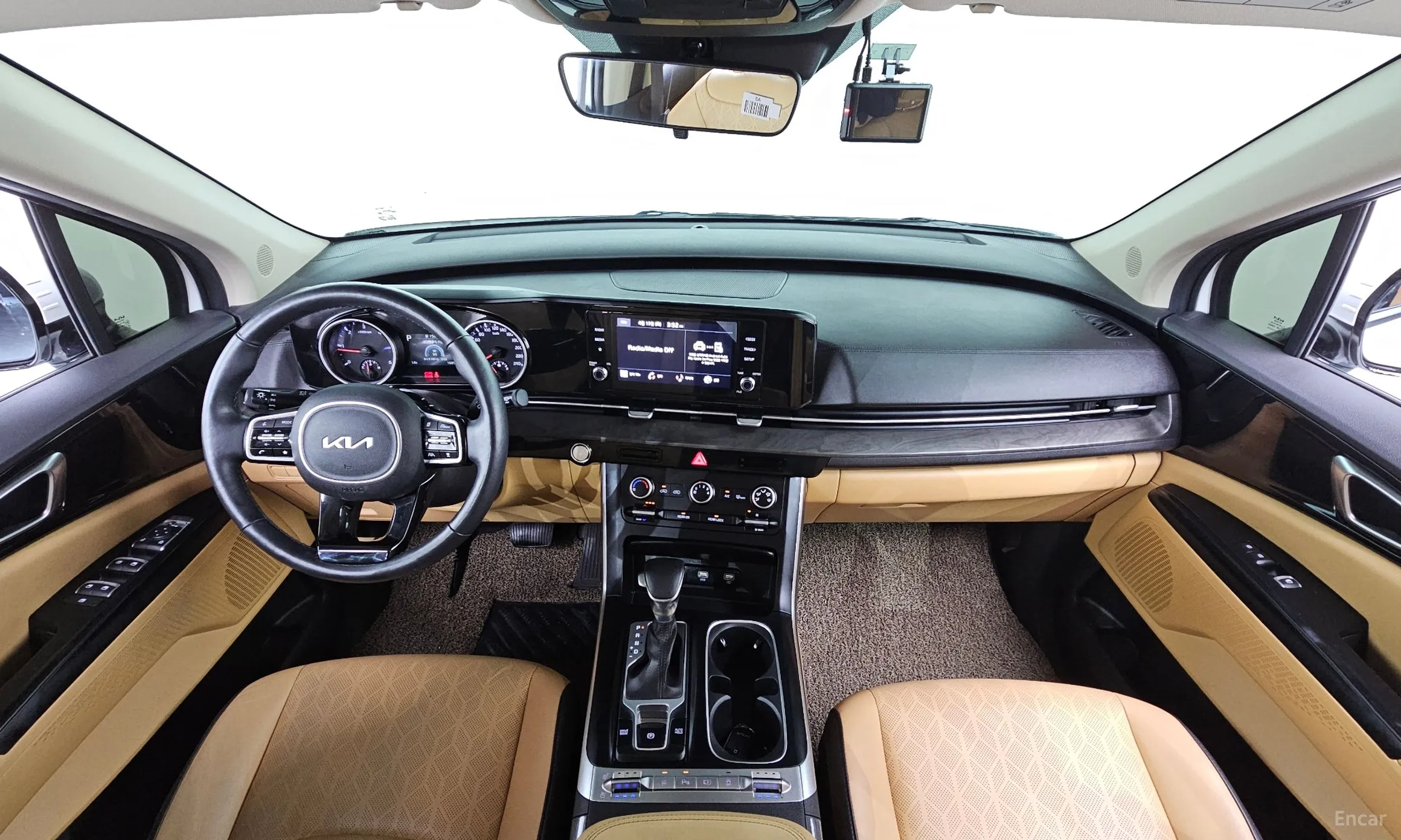 Kia Carnival Gen 4 превью 4