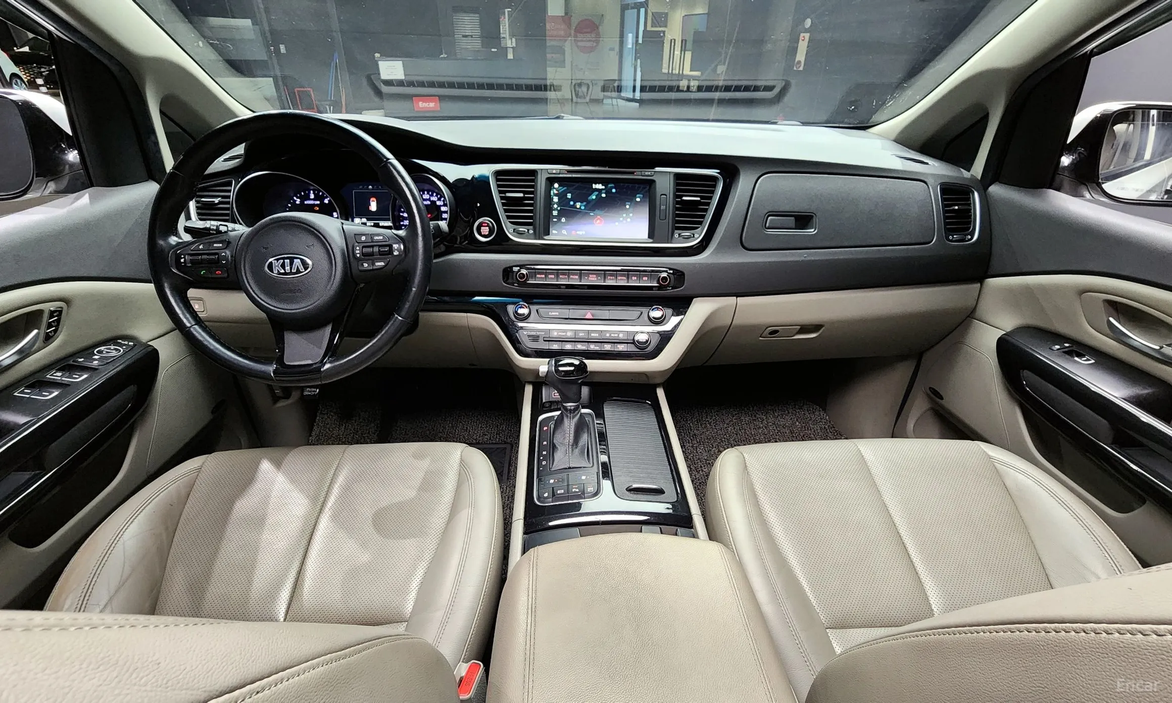 Kia Carnival превью 4