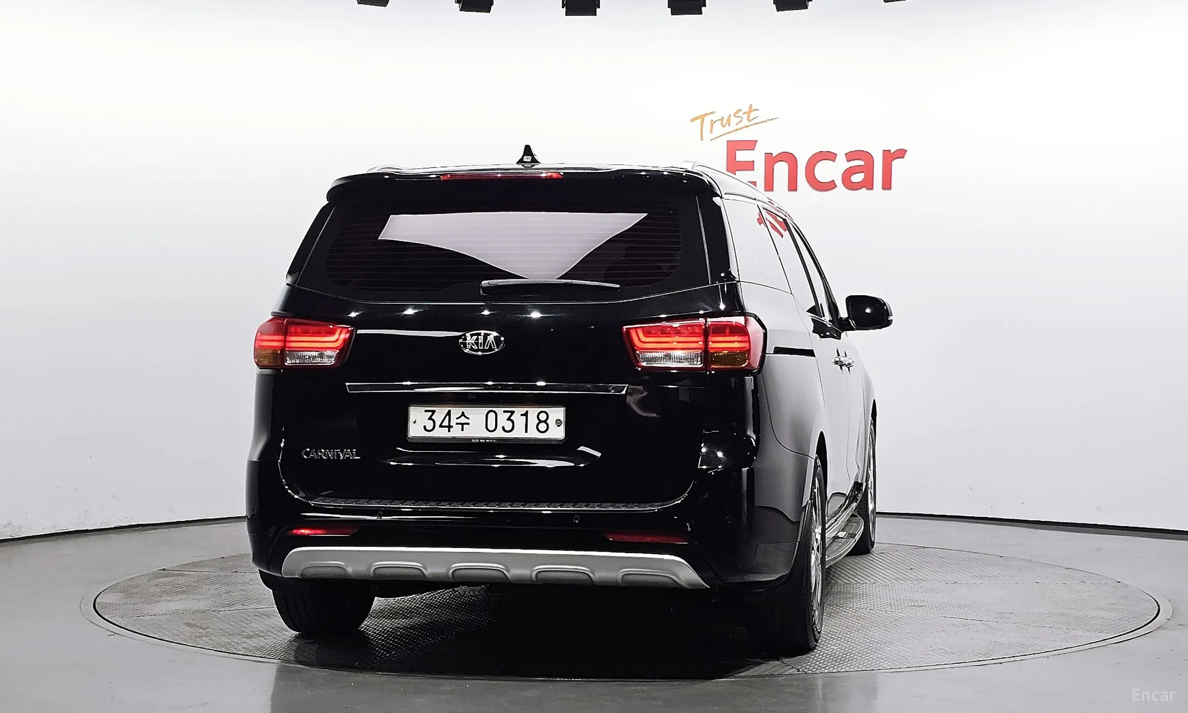 Kia Carnival превью 3