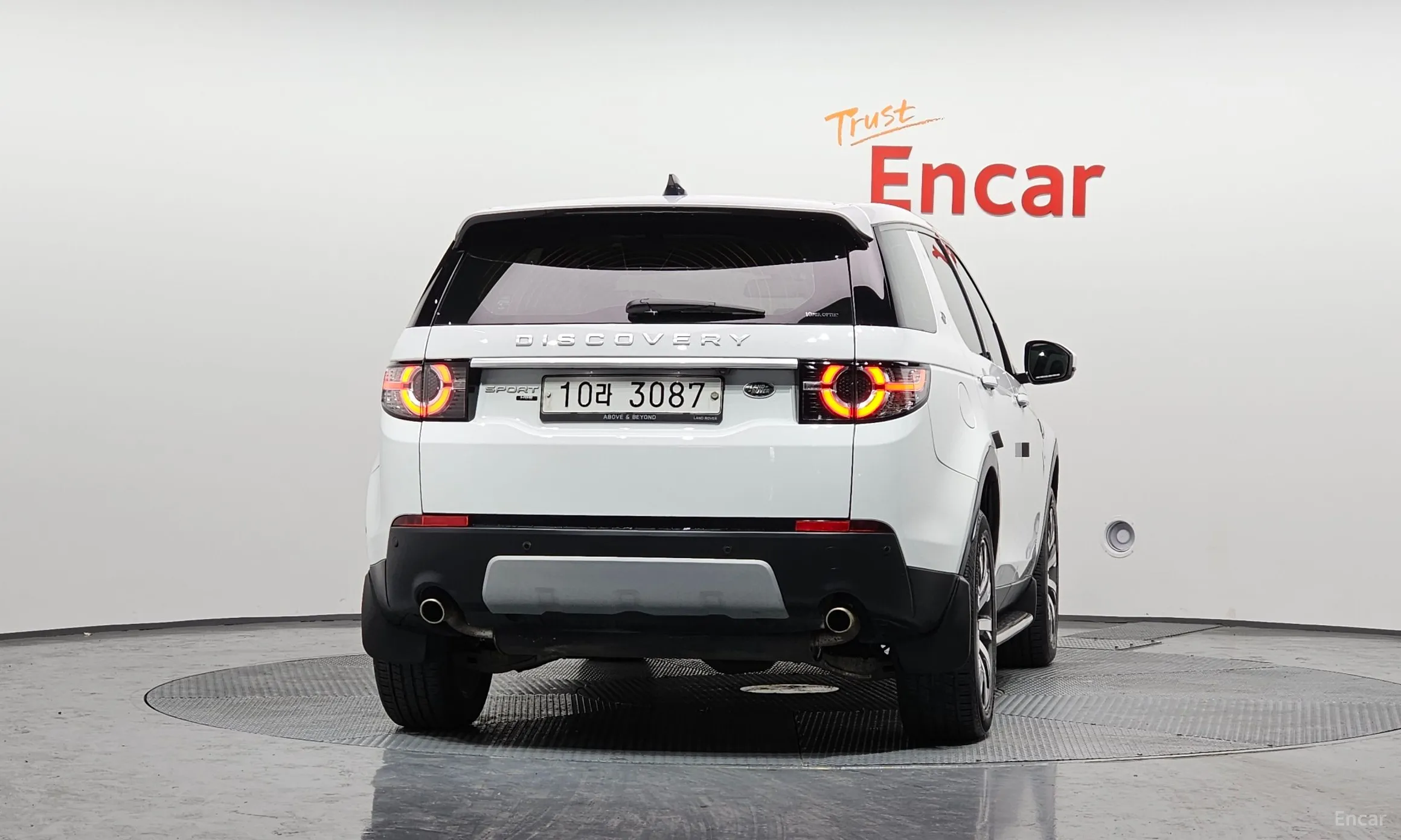 Land Rover Discovery Sports превью 3