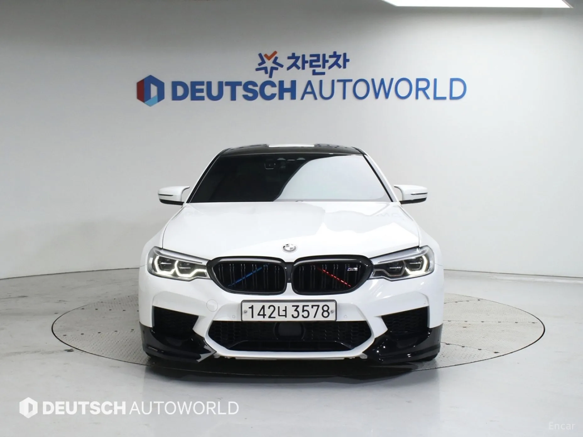 BMW M5 (F90)