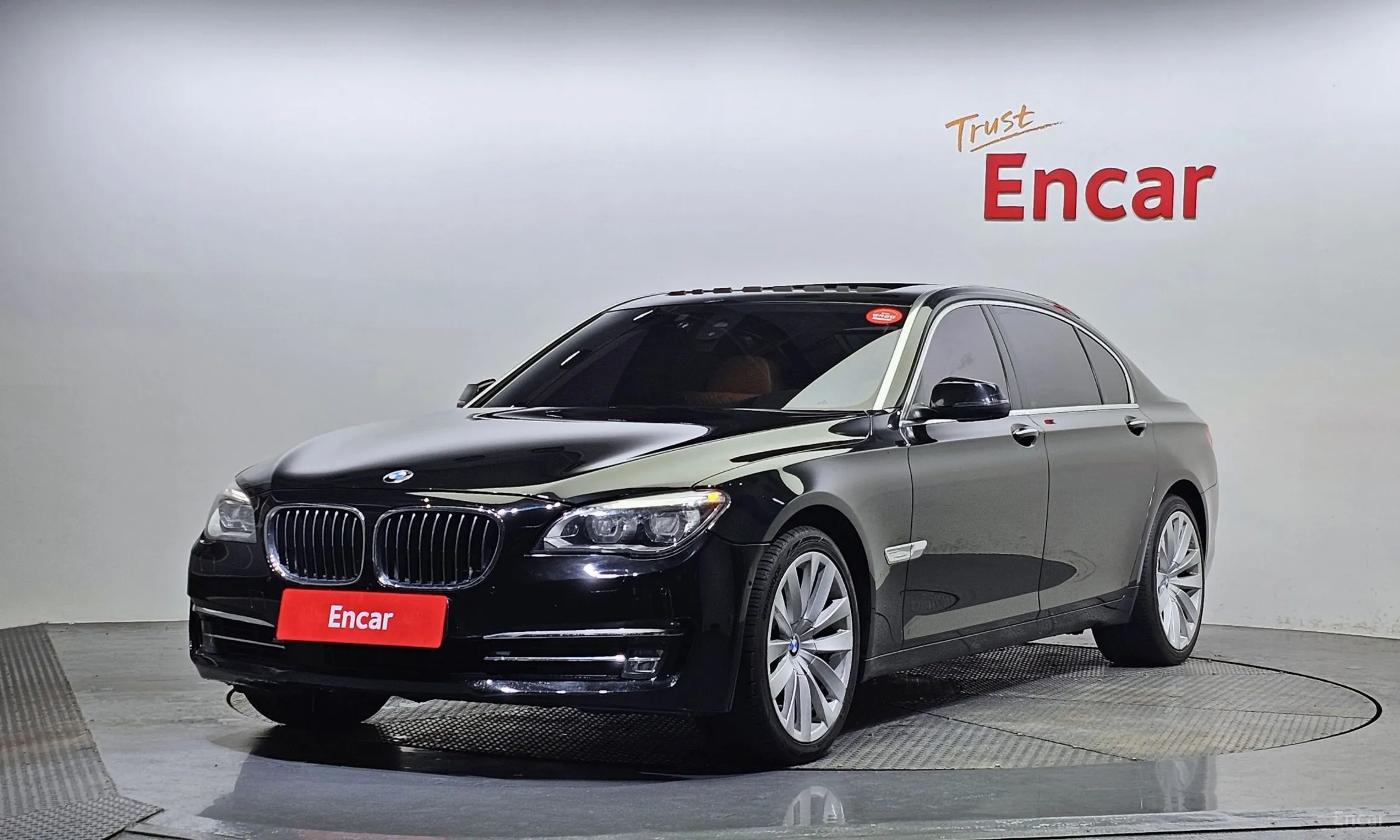 BMW 7 Series (F01)