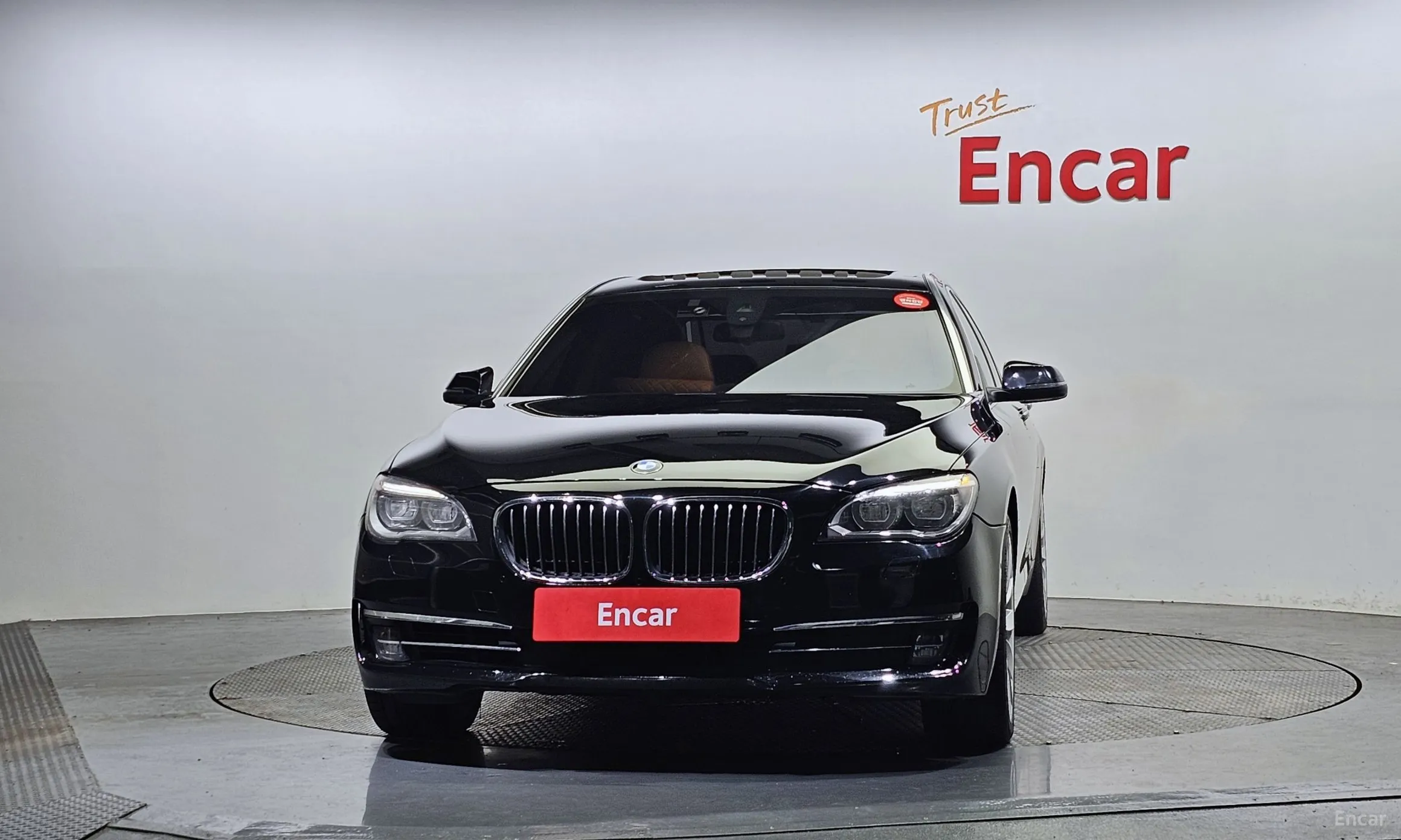 BMW 7 Series (F01)