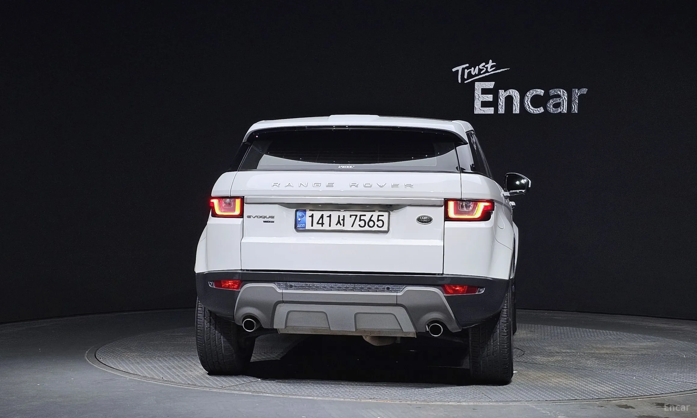 Land Rover Range Rover Evoque превью 3