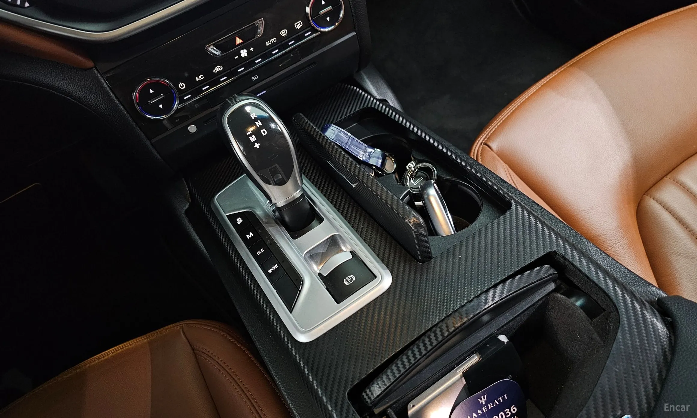 Maserati Ghibli превью 9