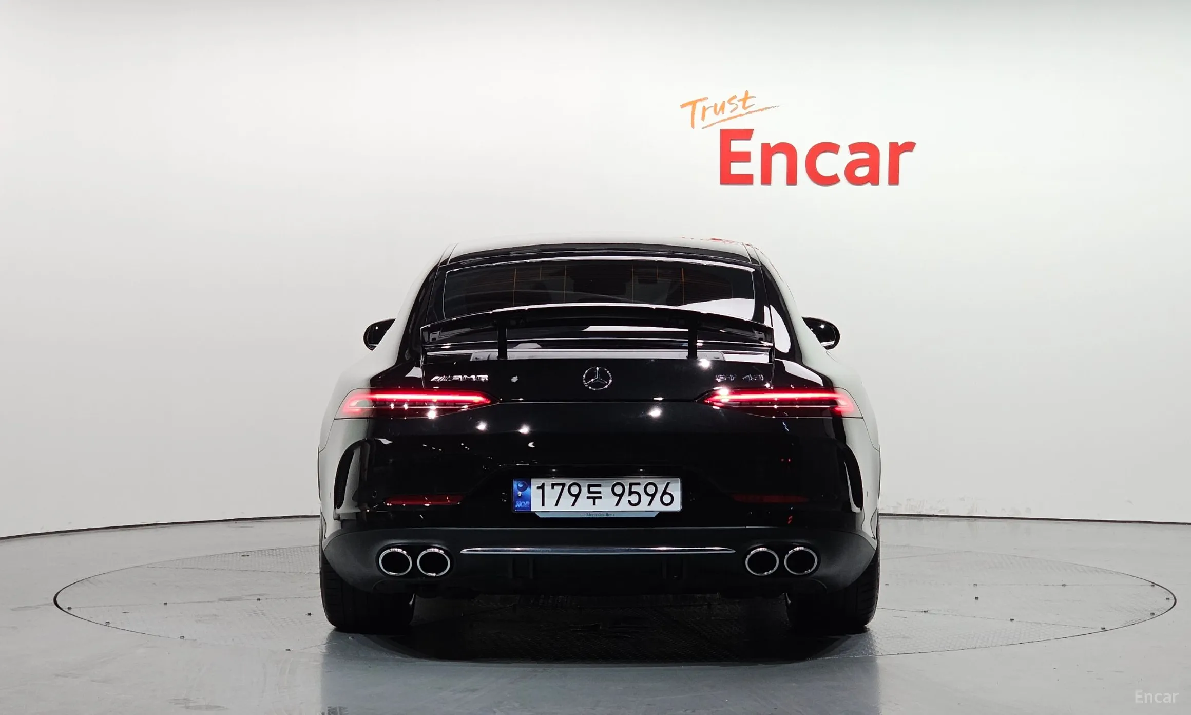 Mercedes Benz AMG GT превью 3