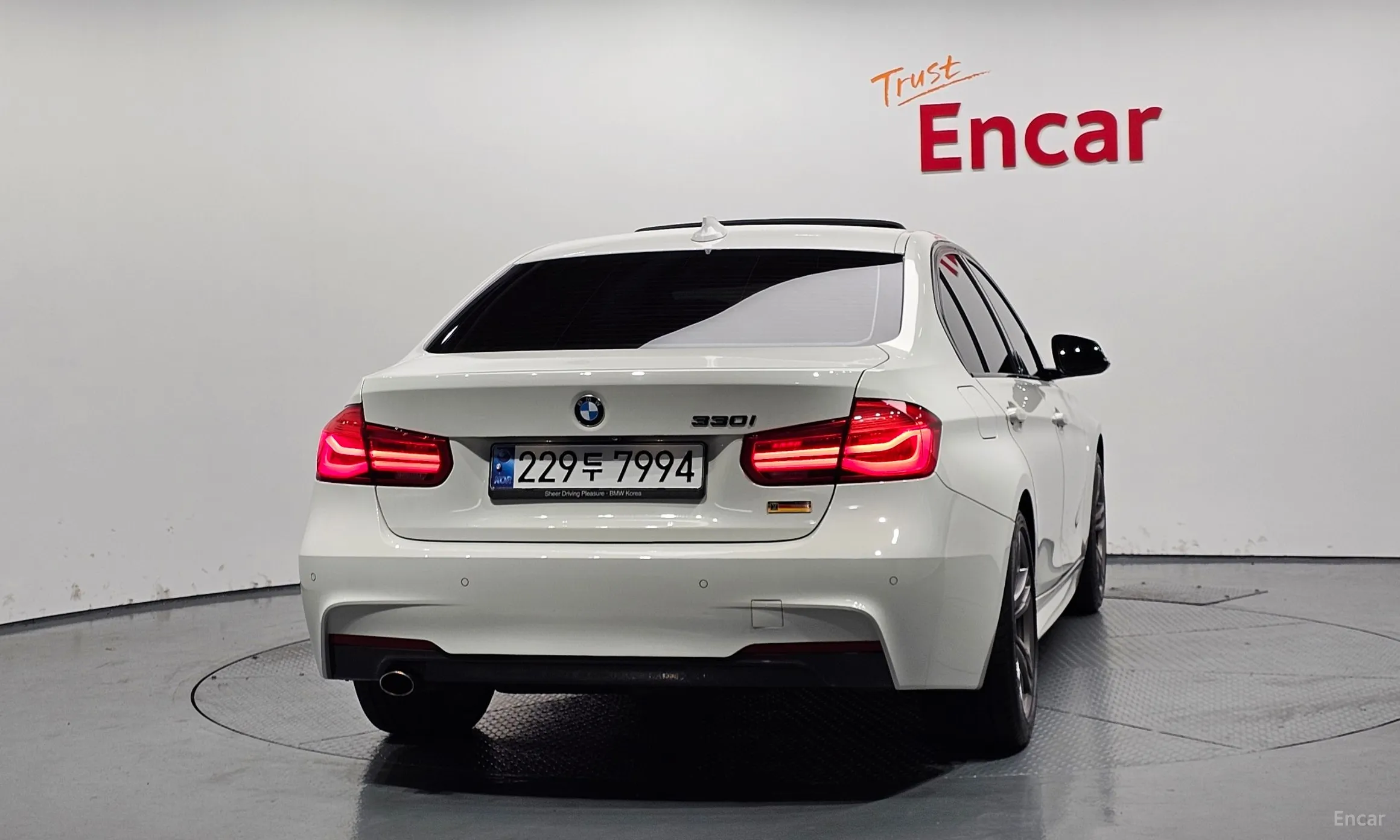 BMW 3 Series (F30) превью 3