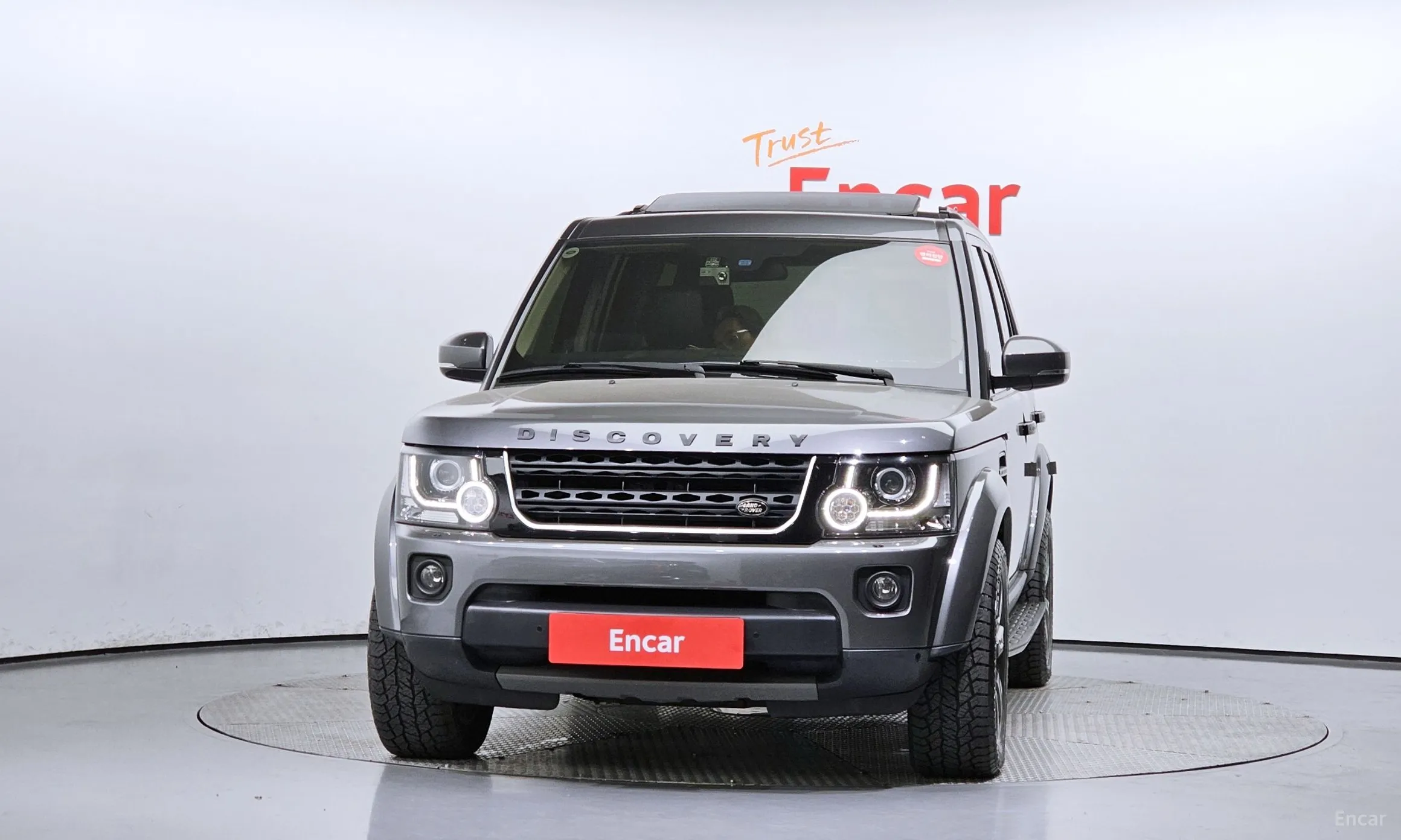 Land Rover Discovery 4 превью 2