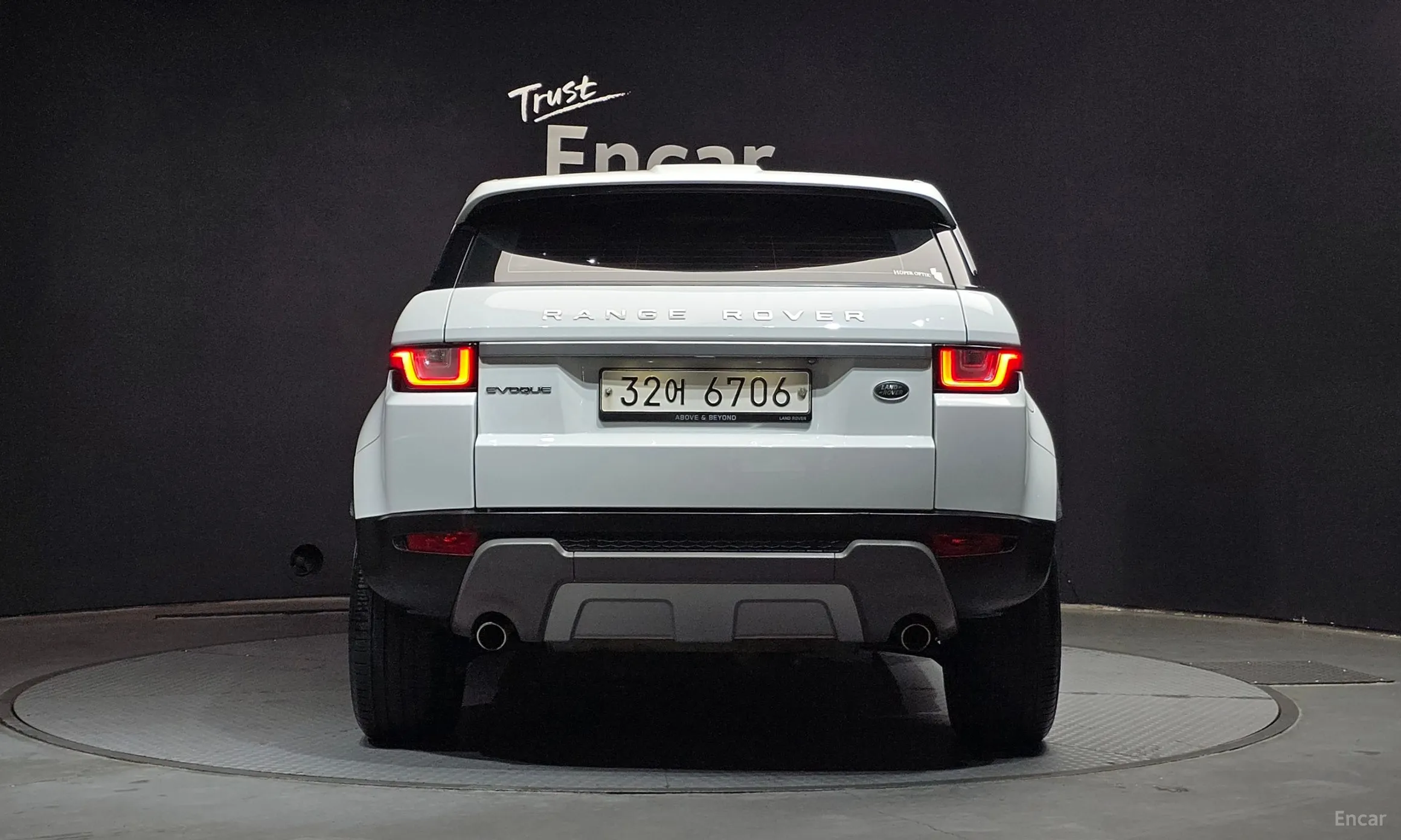 Land Rover Range Rover Evoque превью 3