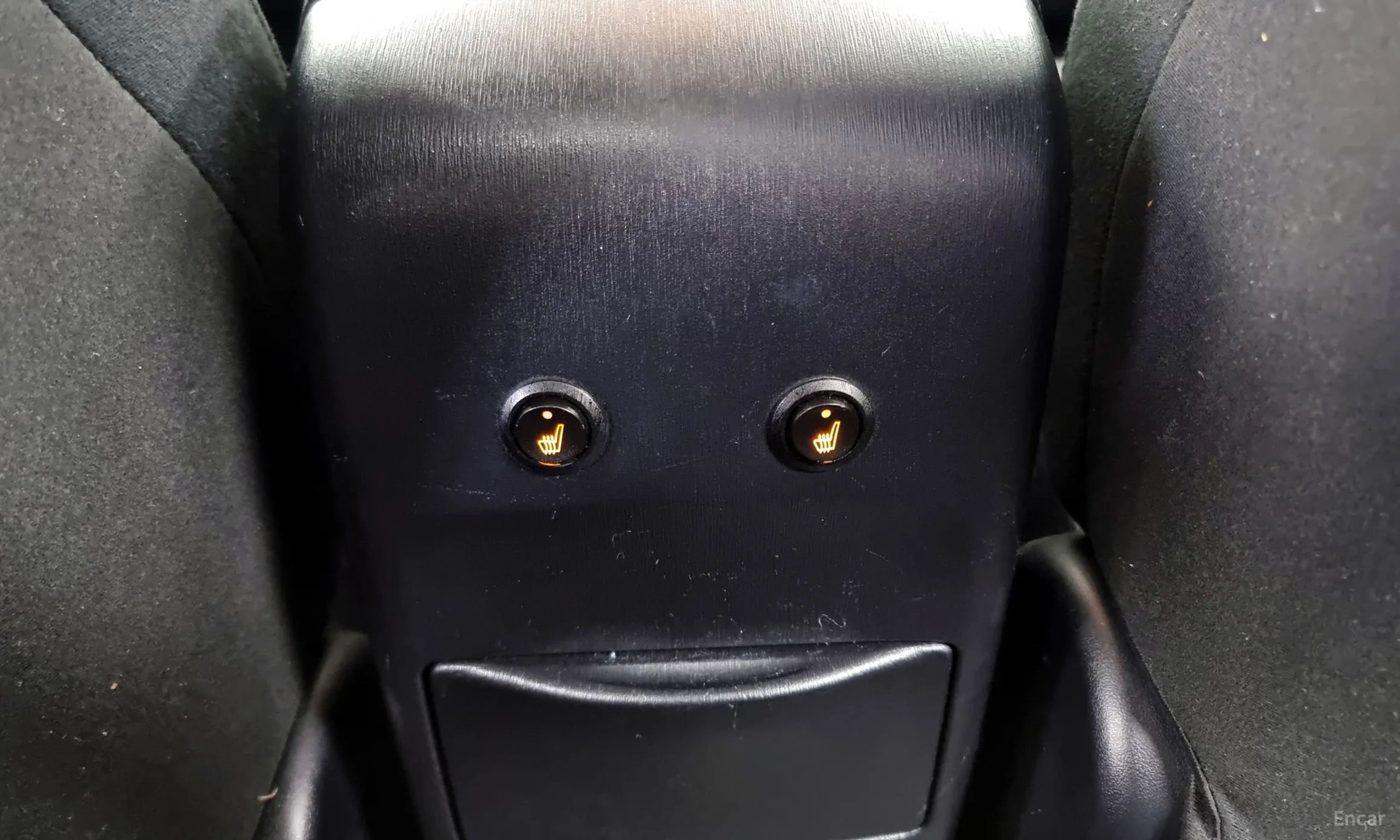 Toyota Prius V превью 19