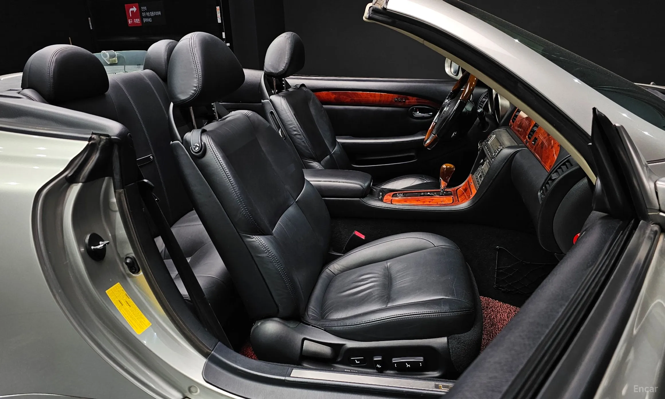 Lexus SC430 превью 10