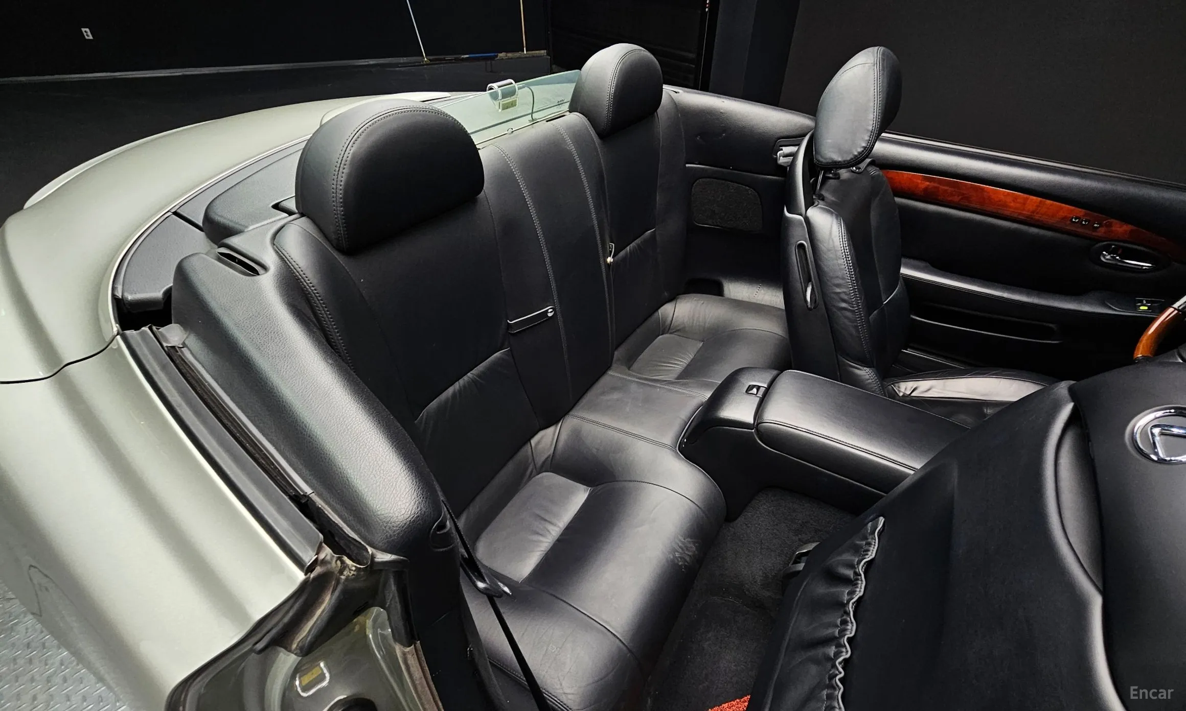 Lexus SC430 превью 12