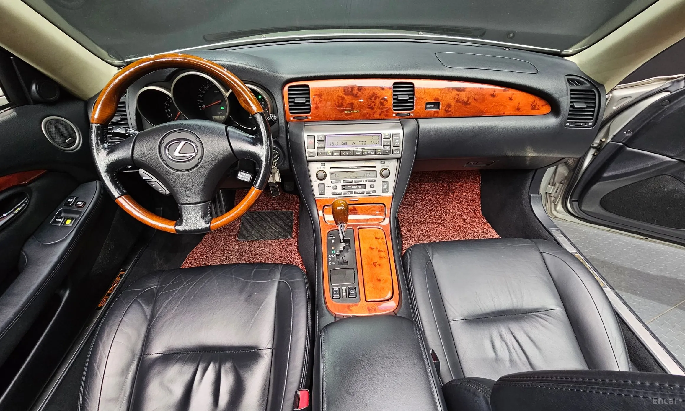 Lexus SC430 превью 7