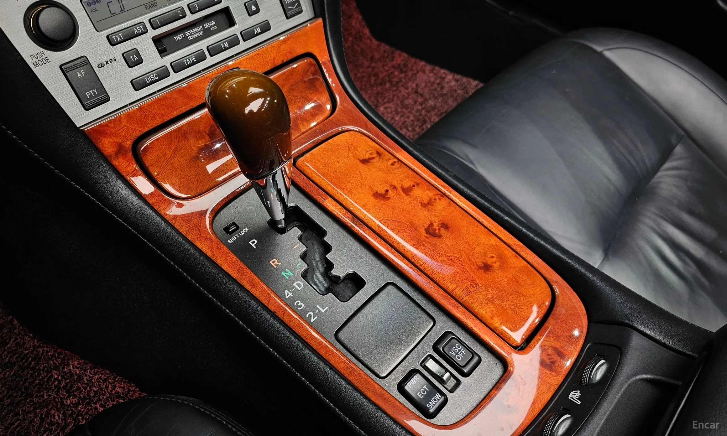 Lexus SC430 превью 9
