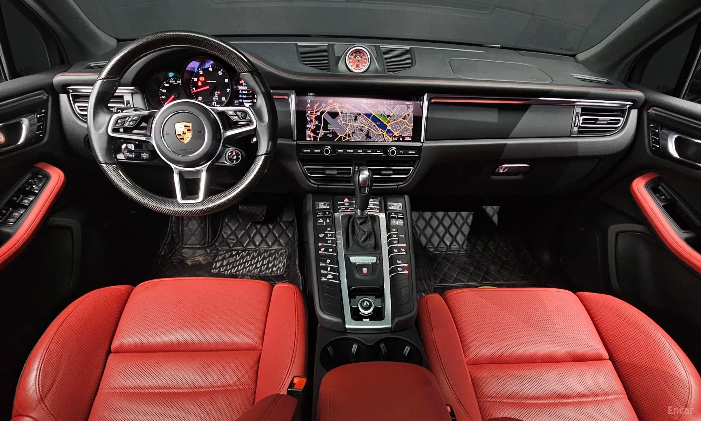 Porsche Macan превью 4