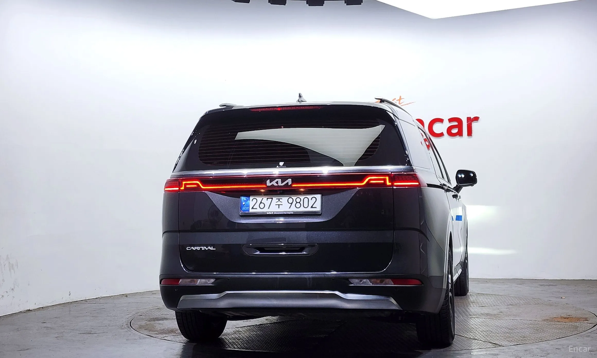 Kia Carnival Gen 4 превью 3
