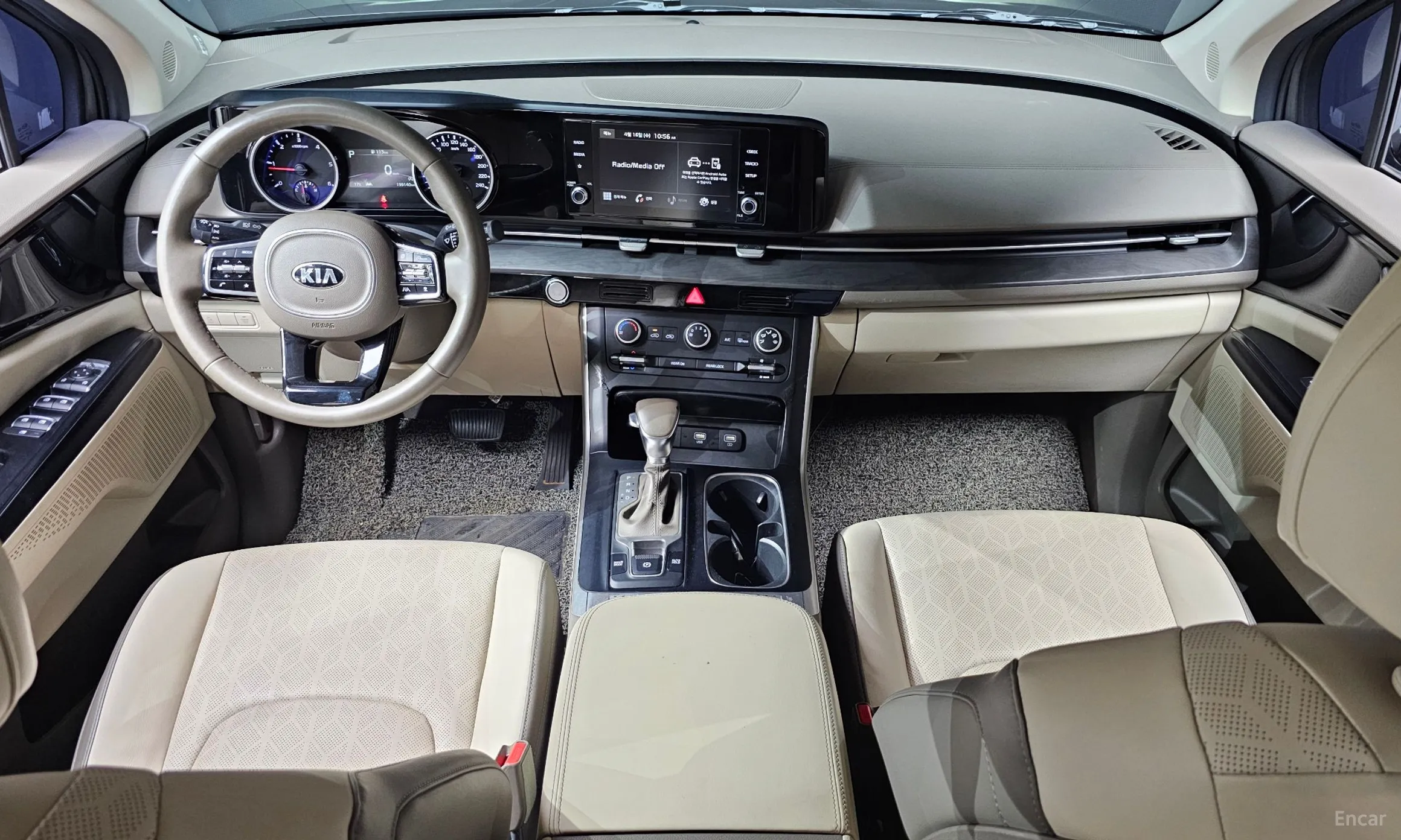 Kia Carnival Gen 4 превью 4