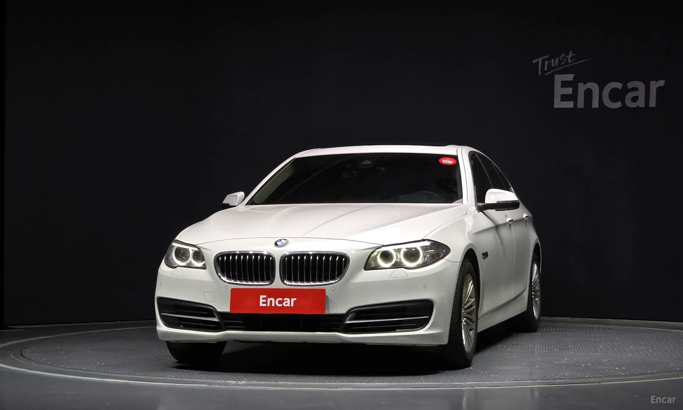 BMW 5 Series (F10) превью 2
