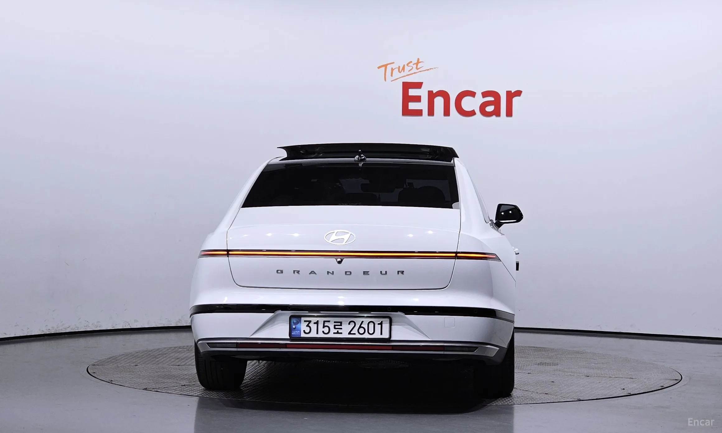 Hyundai Grandeur Hybrid (GN7) превью 3