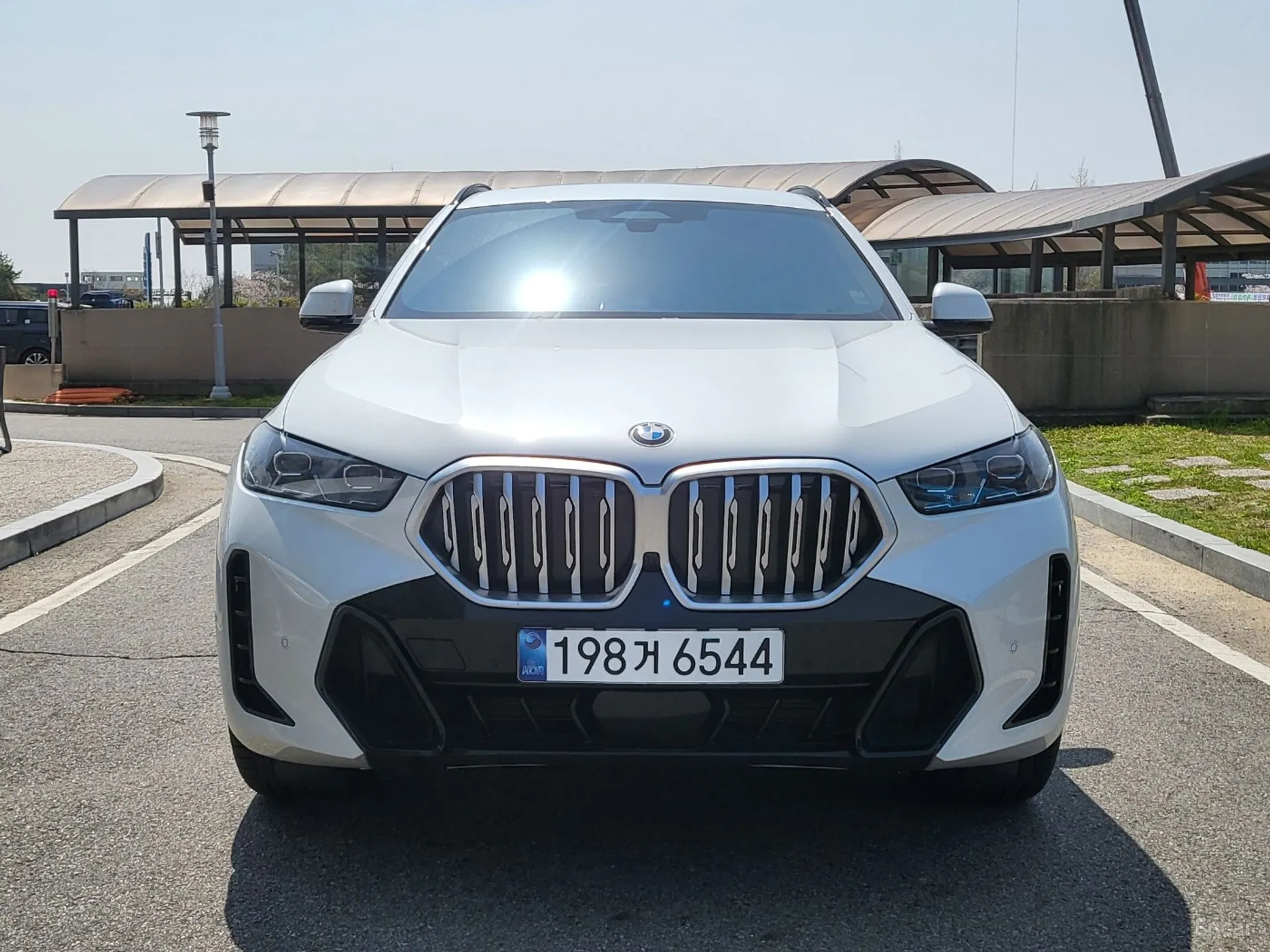 X6 (G06)