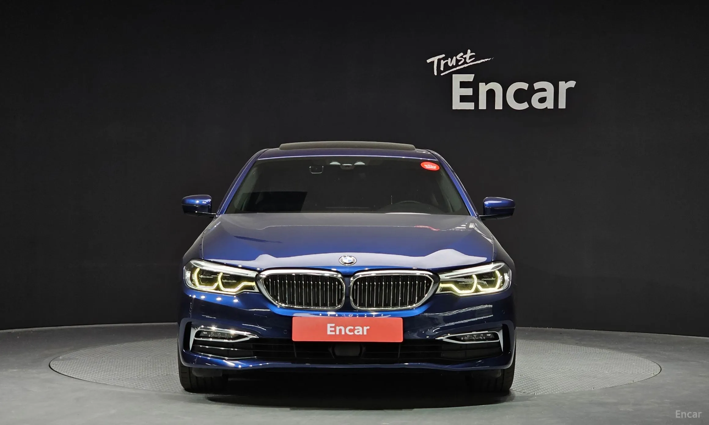 BMW 5 Series (G30) превью 2