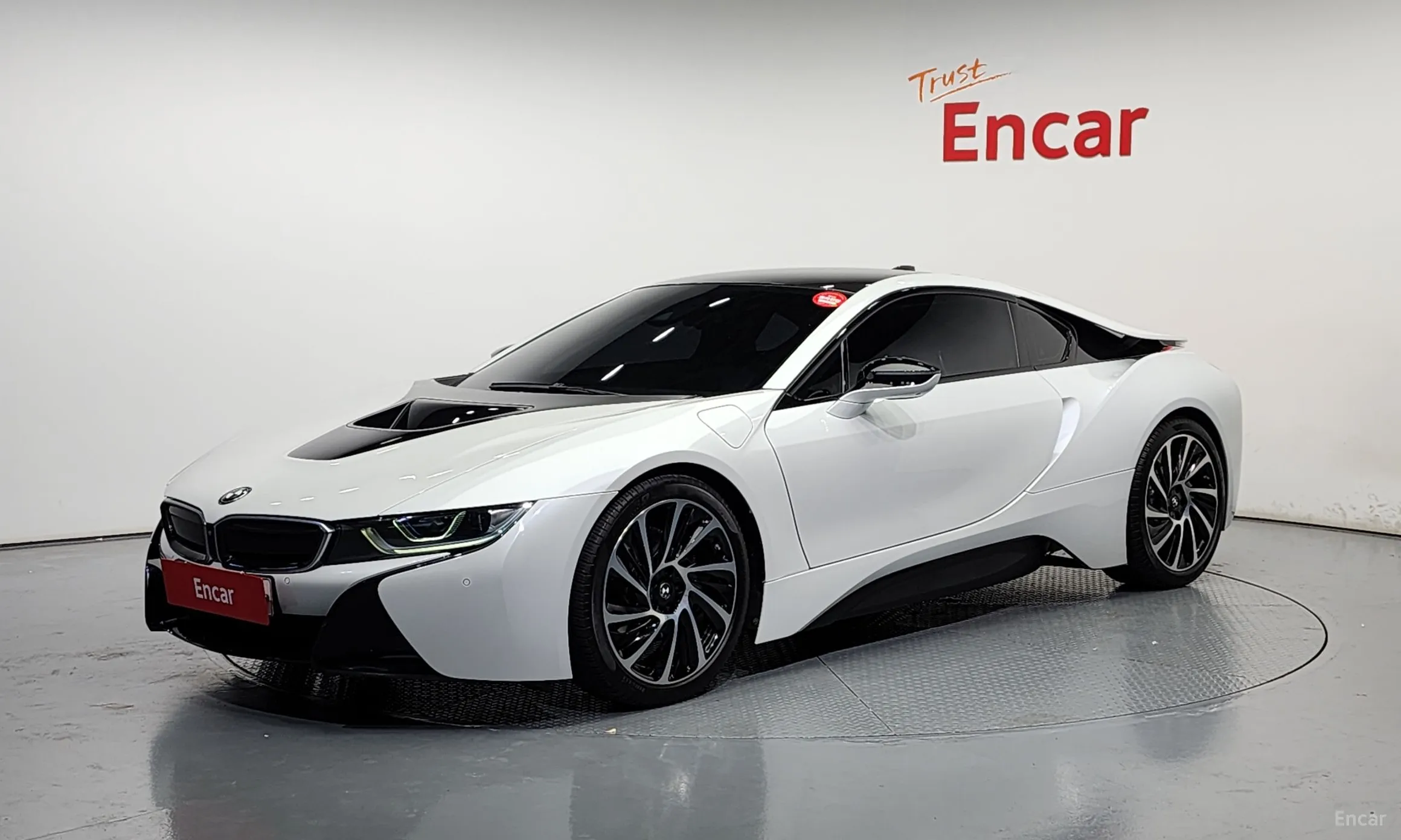 BMW i8