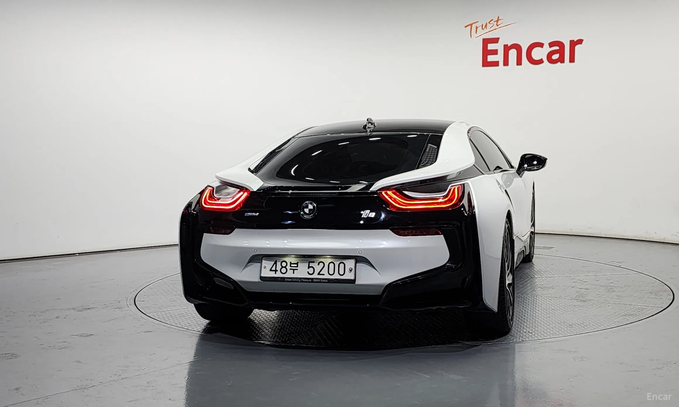 BMW i8 превью 3