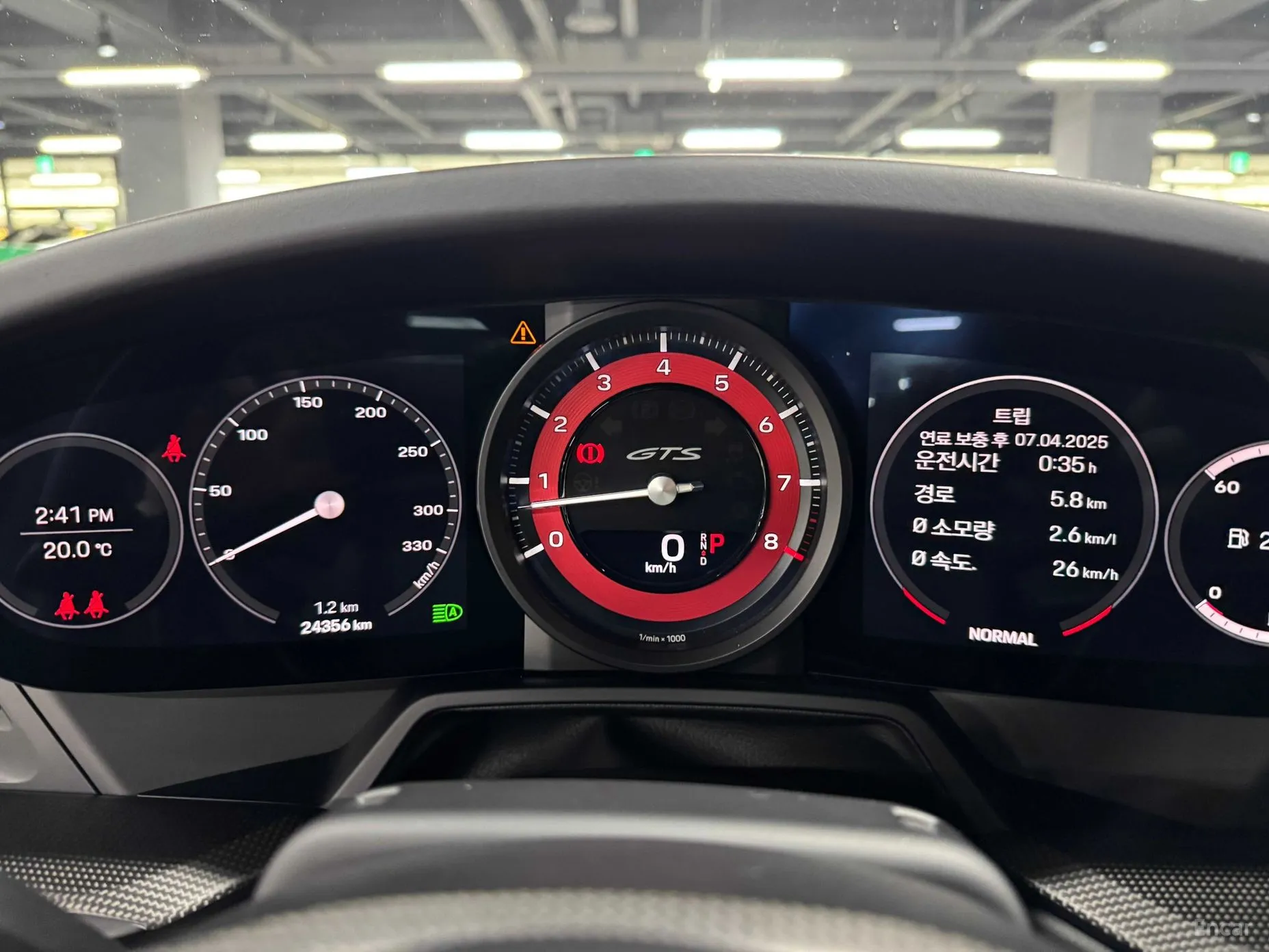 Porsche 911 (992) превью 3