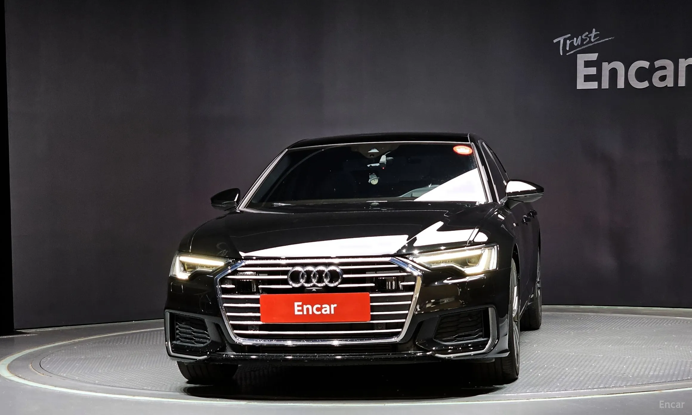 Audi A6 (C8)
