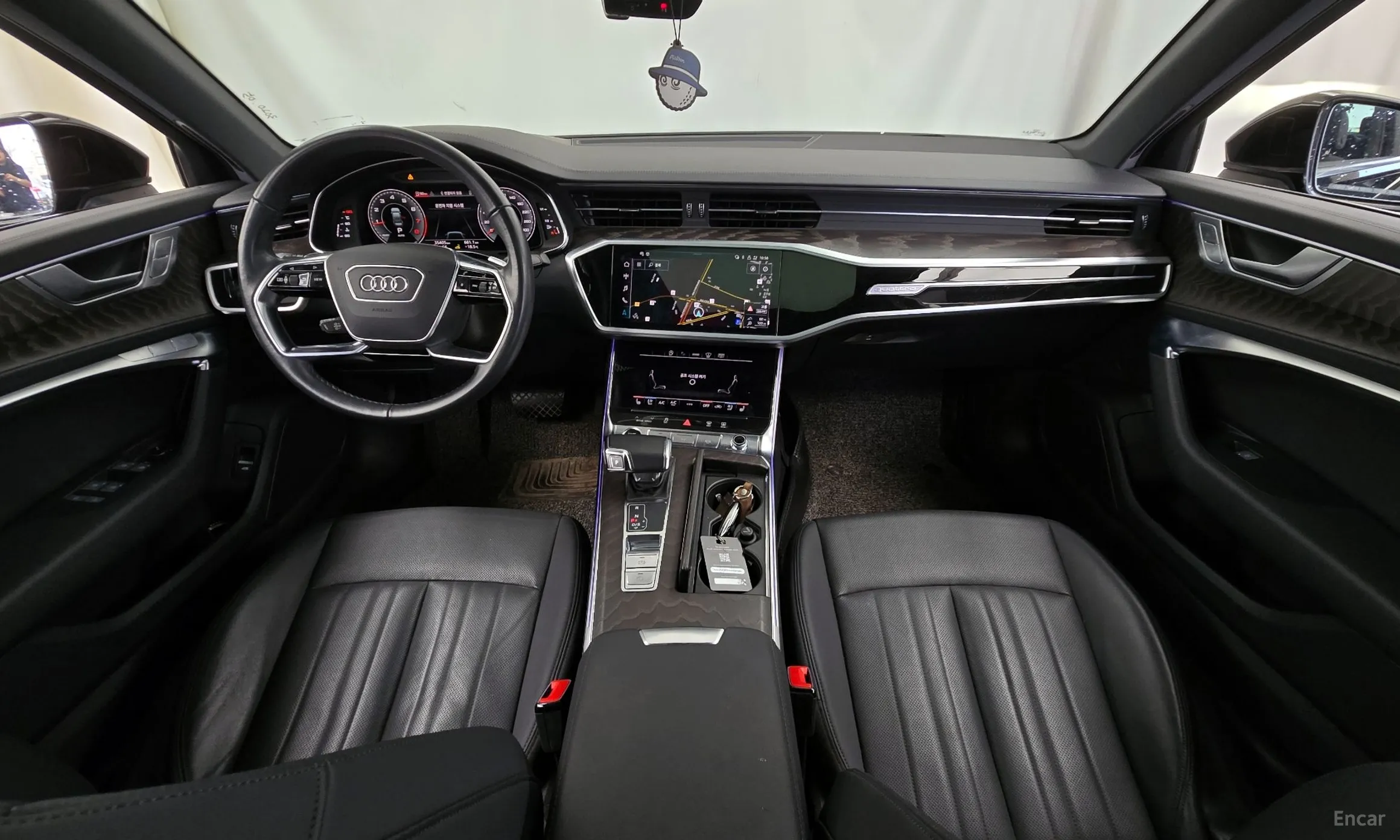 Audi A6 (C8) превью 4