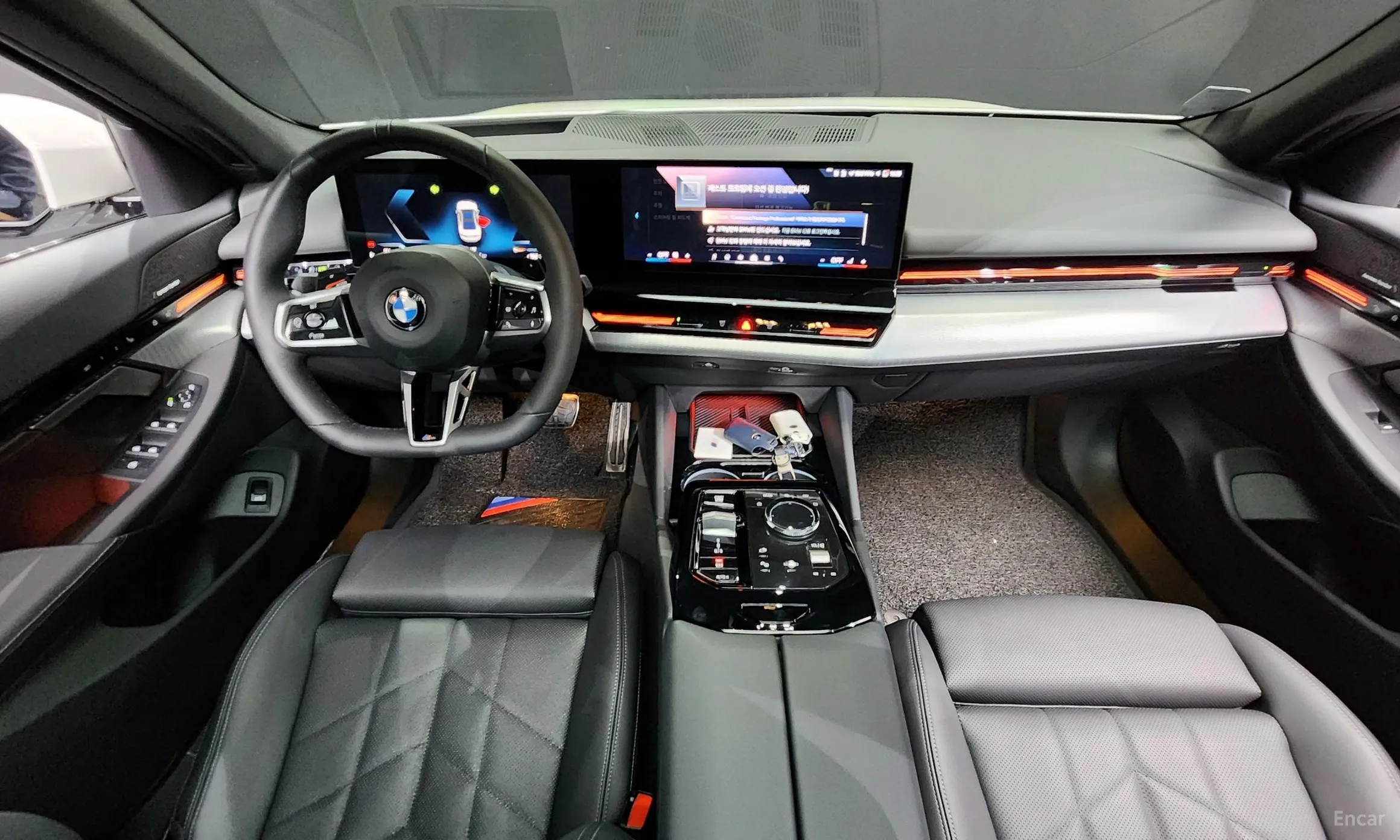 BMW 5 Series (G60) превью 4