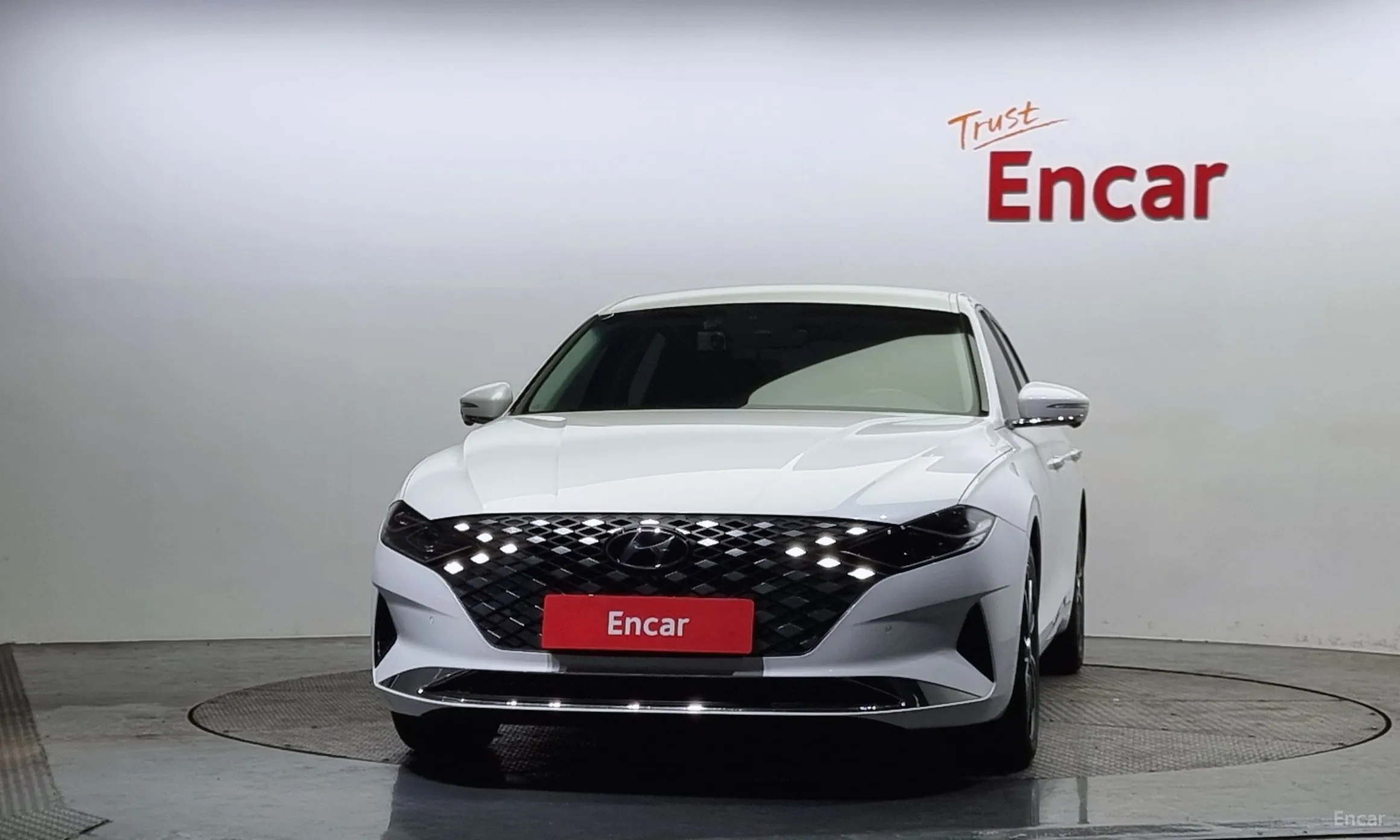 Hyundai Grandeur IG превью 2