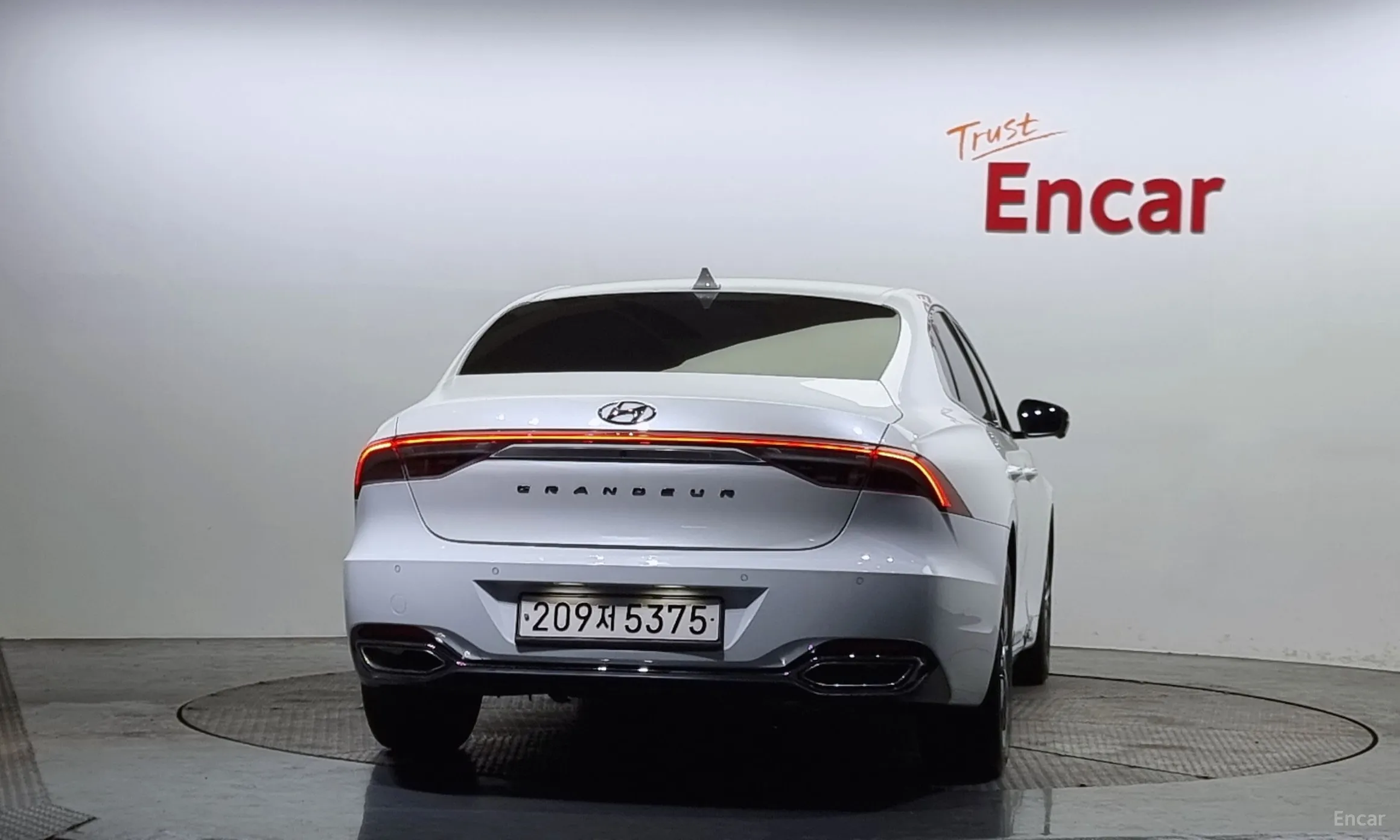 Hyundai Grandeur IG превью 3