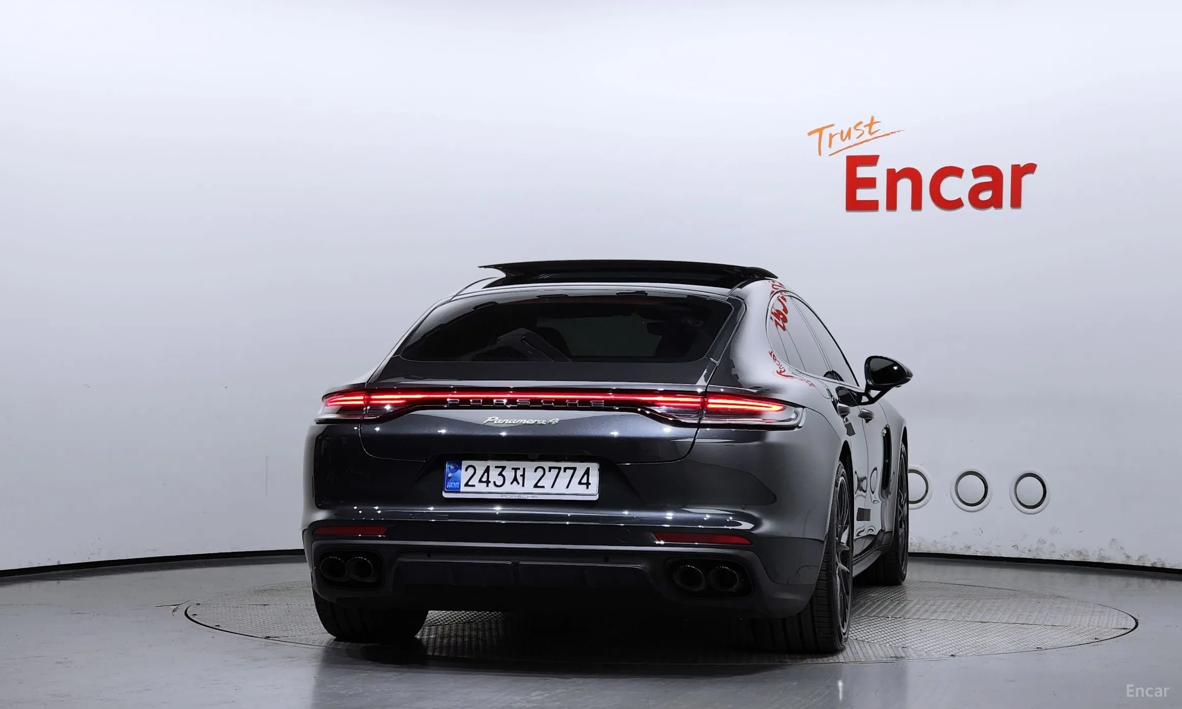 Porsche Panamera (971) превью 3