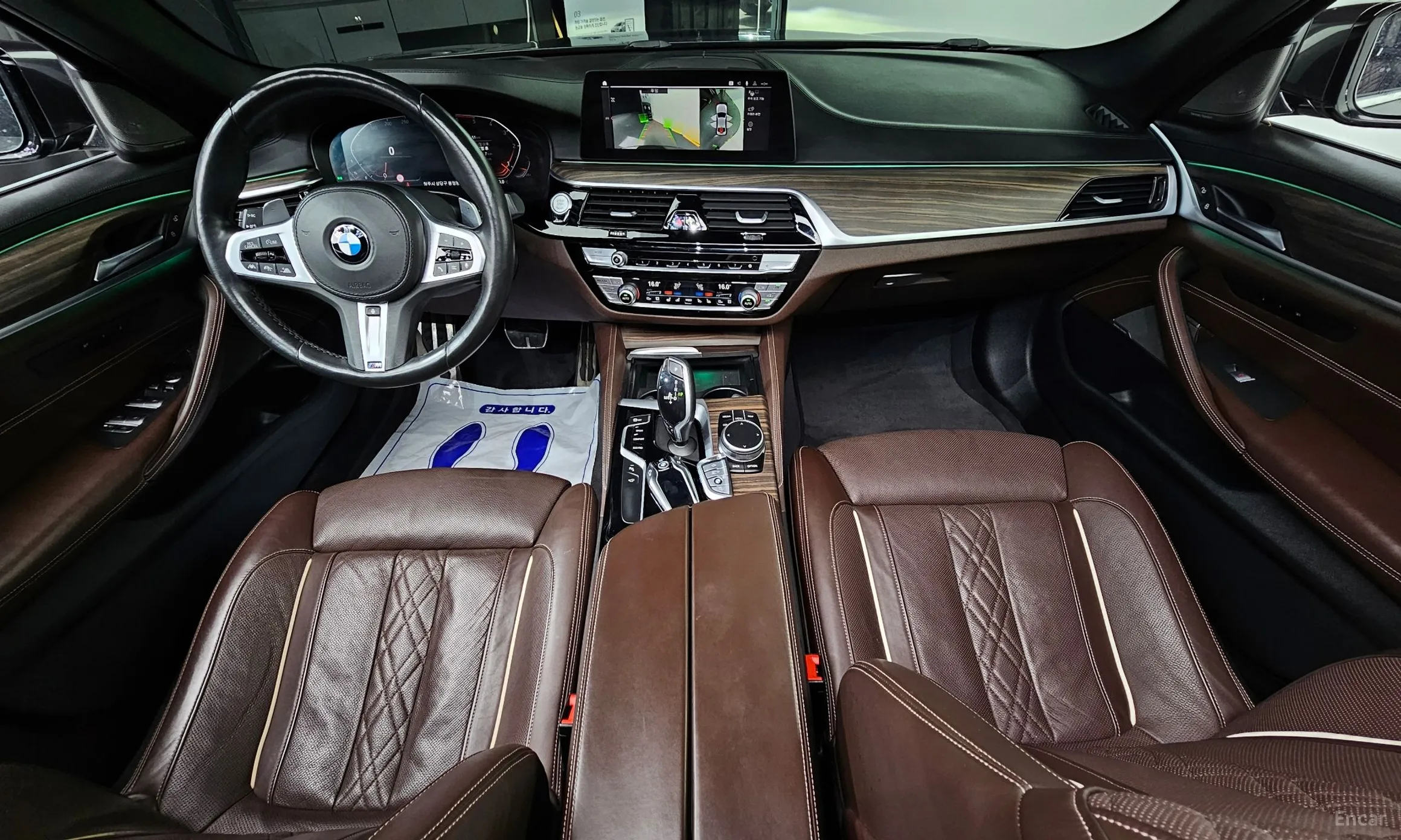 BMW 5 Series (G30) превью 4