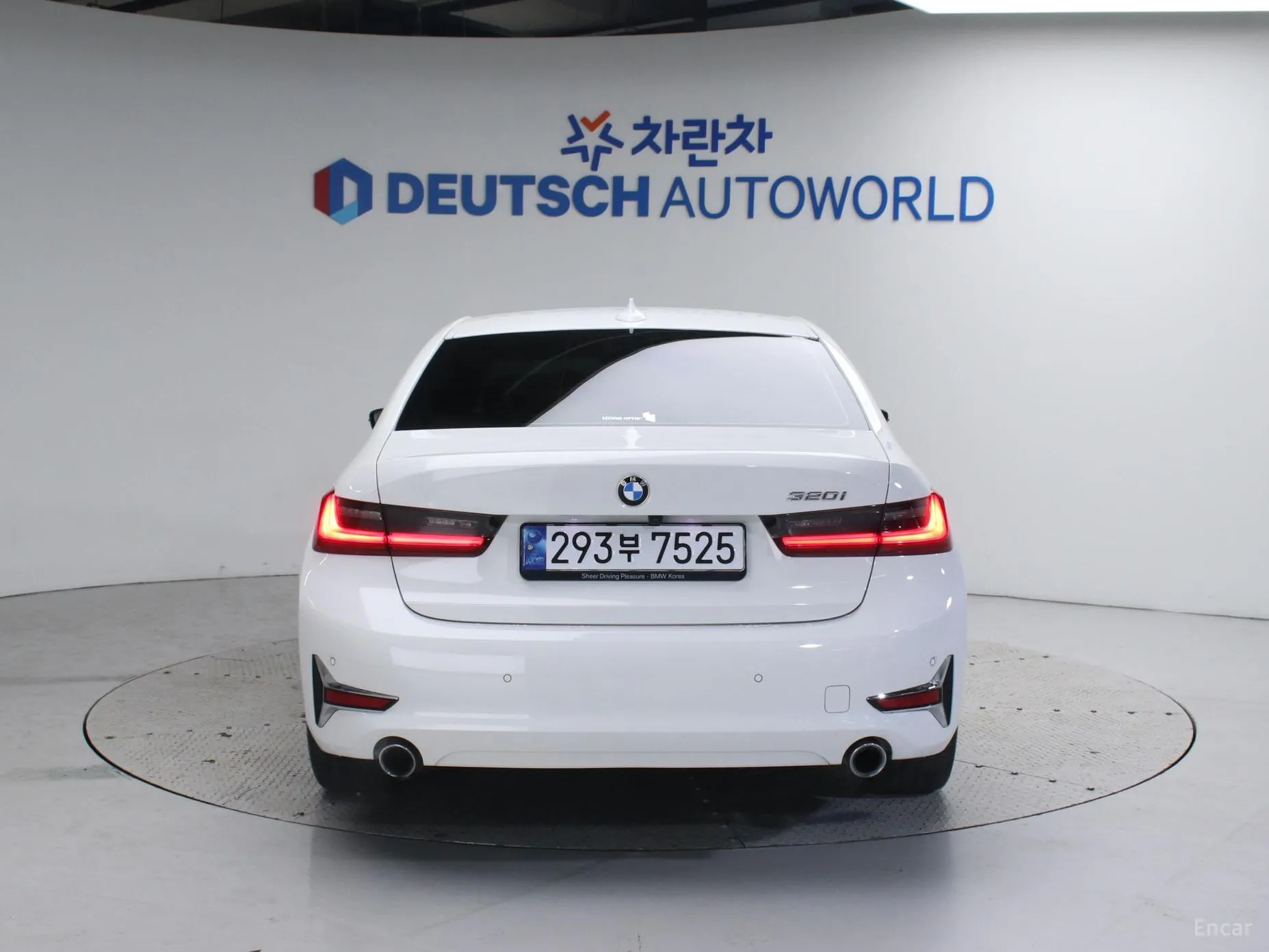 BMW 3 Series (G20) превью 3