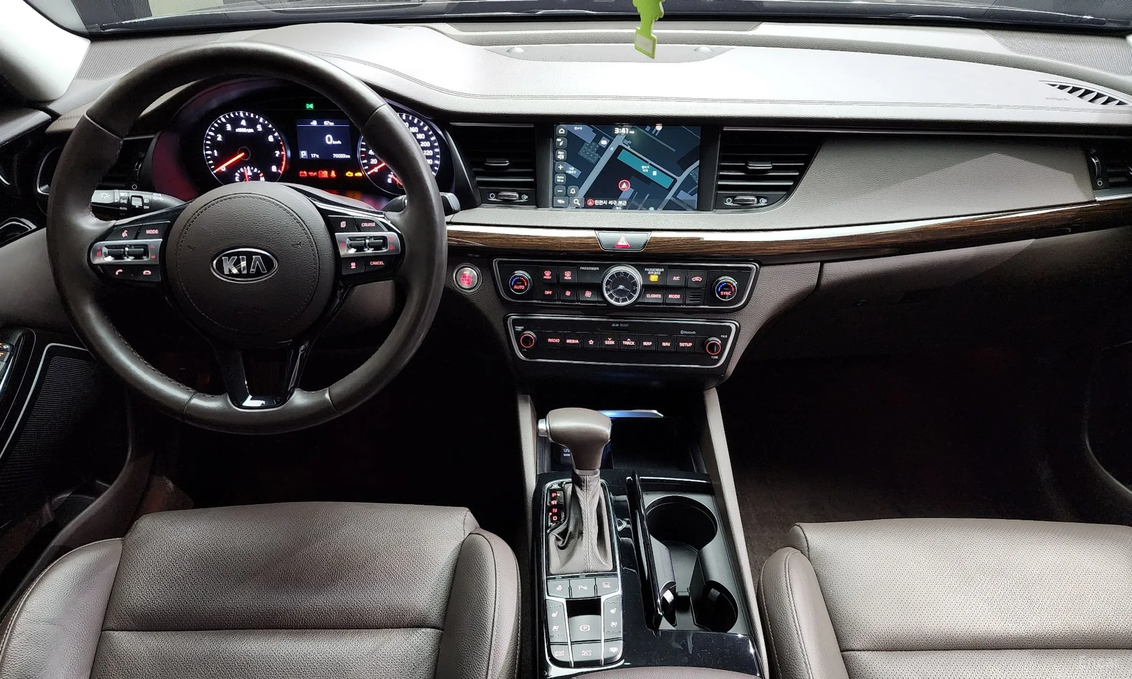 Kia K7 превью 4