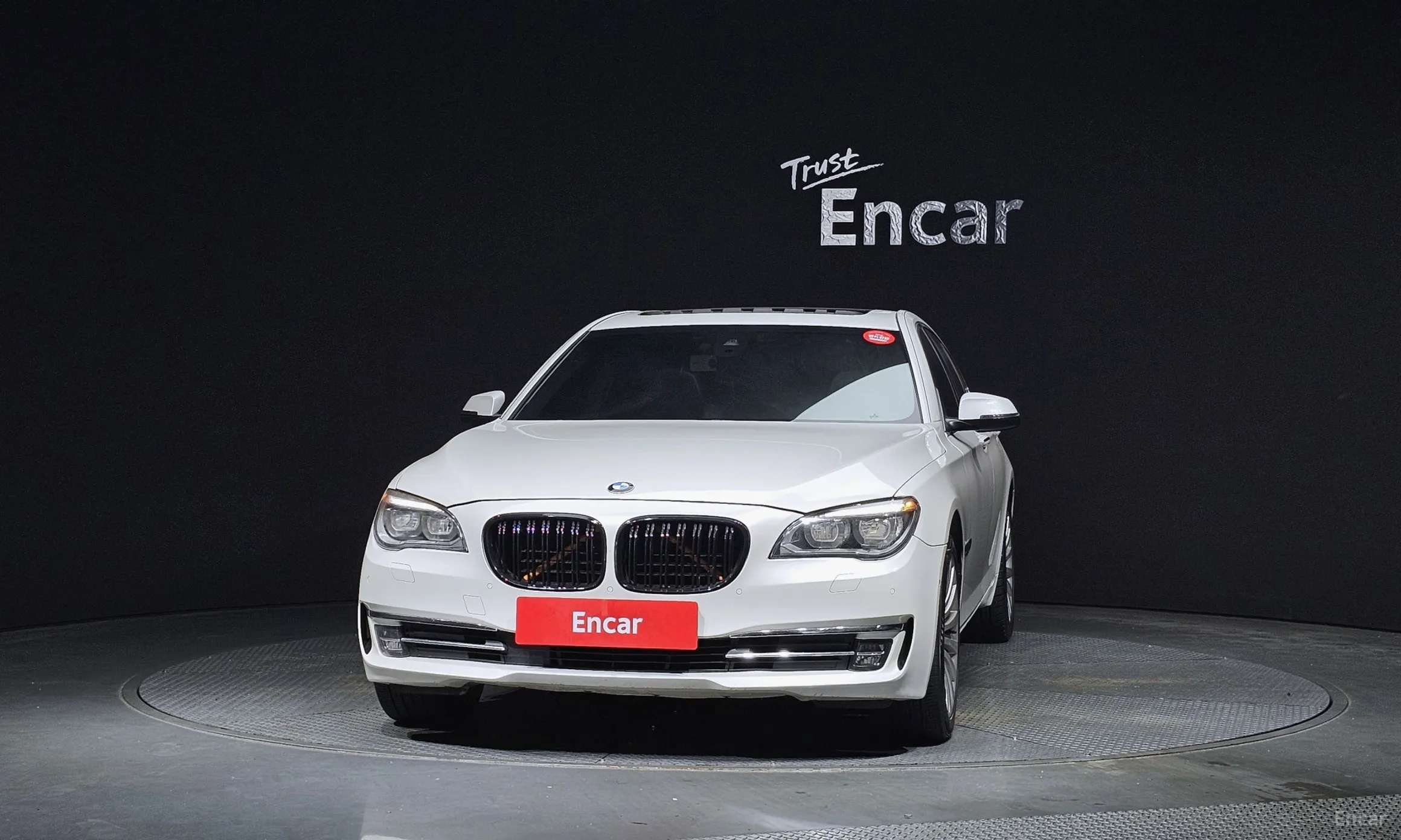 BMW 7 Series (F01)