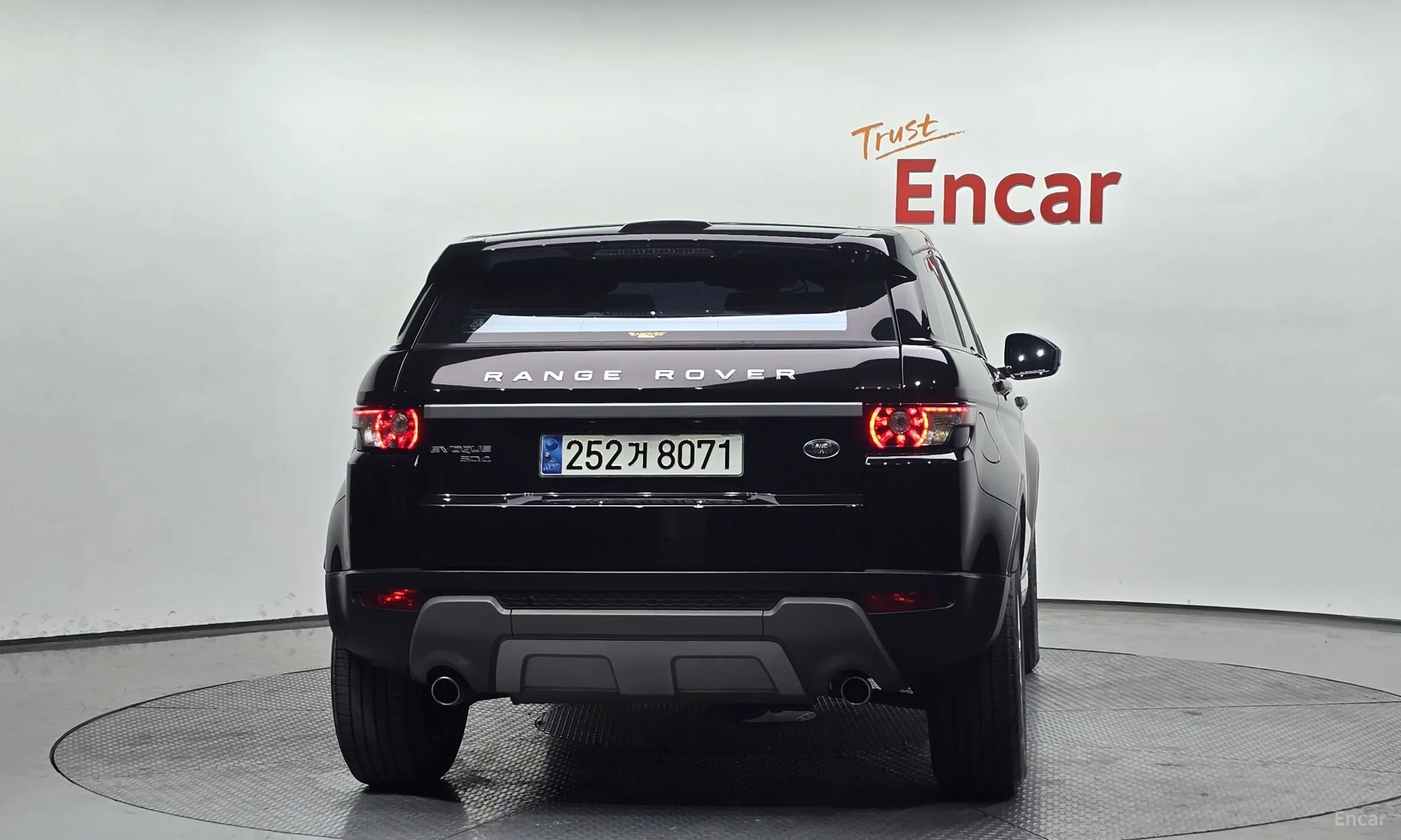 Land Rover Range Rover Evoque превью 3