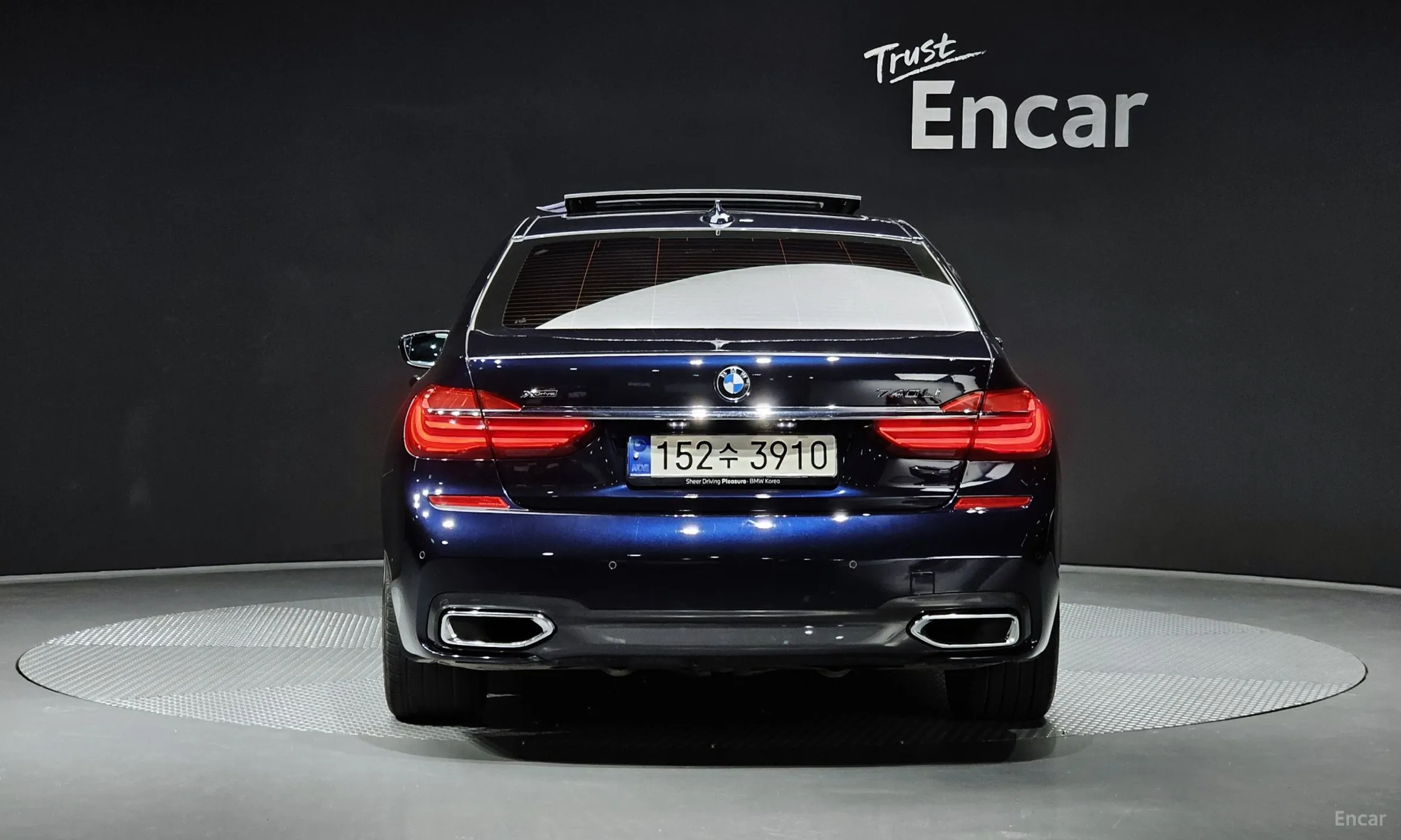 BMW 7 Series (G11) превью 3