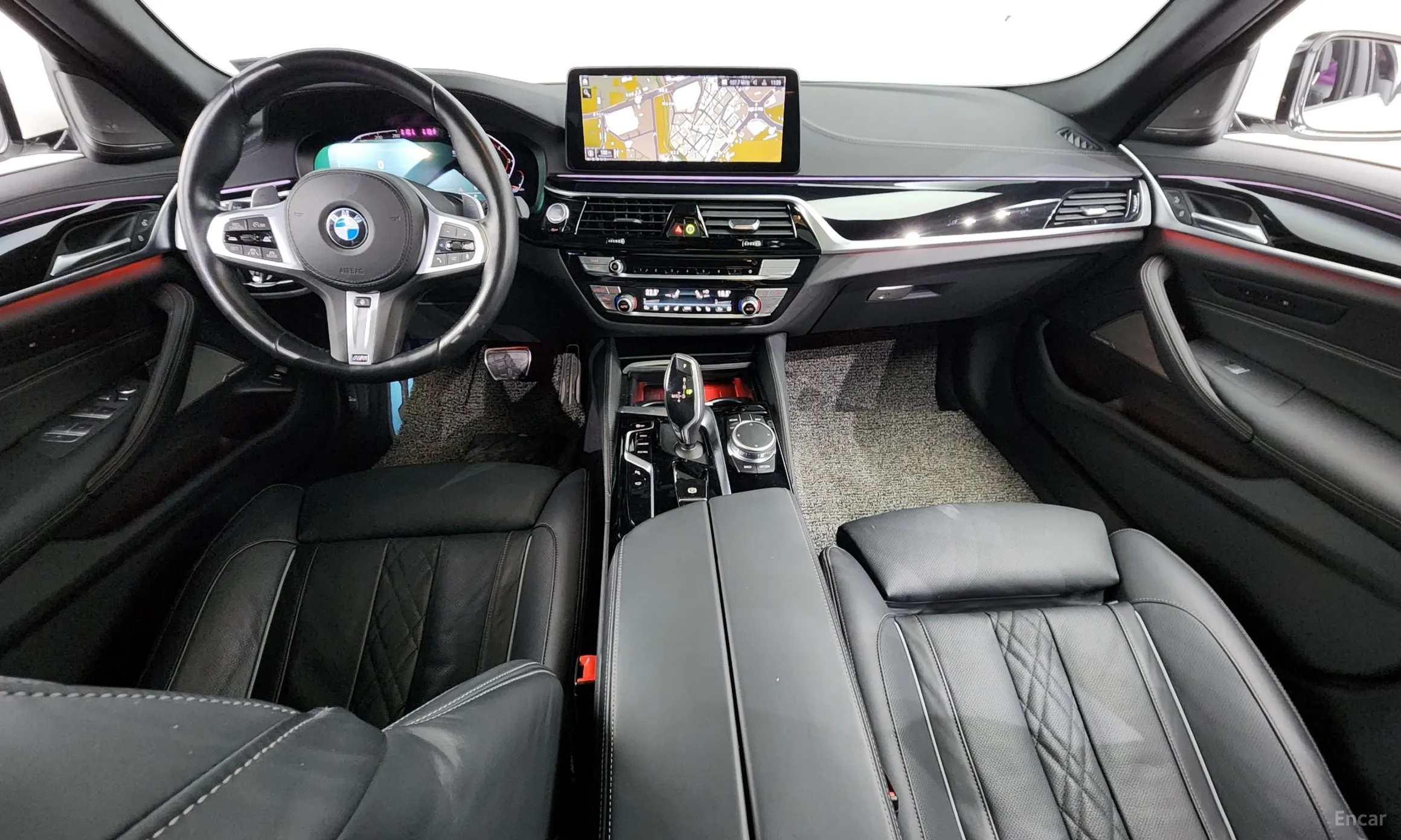 BMW 5 Series (G30) превью 4