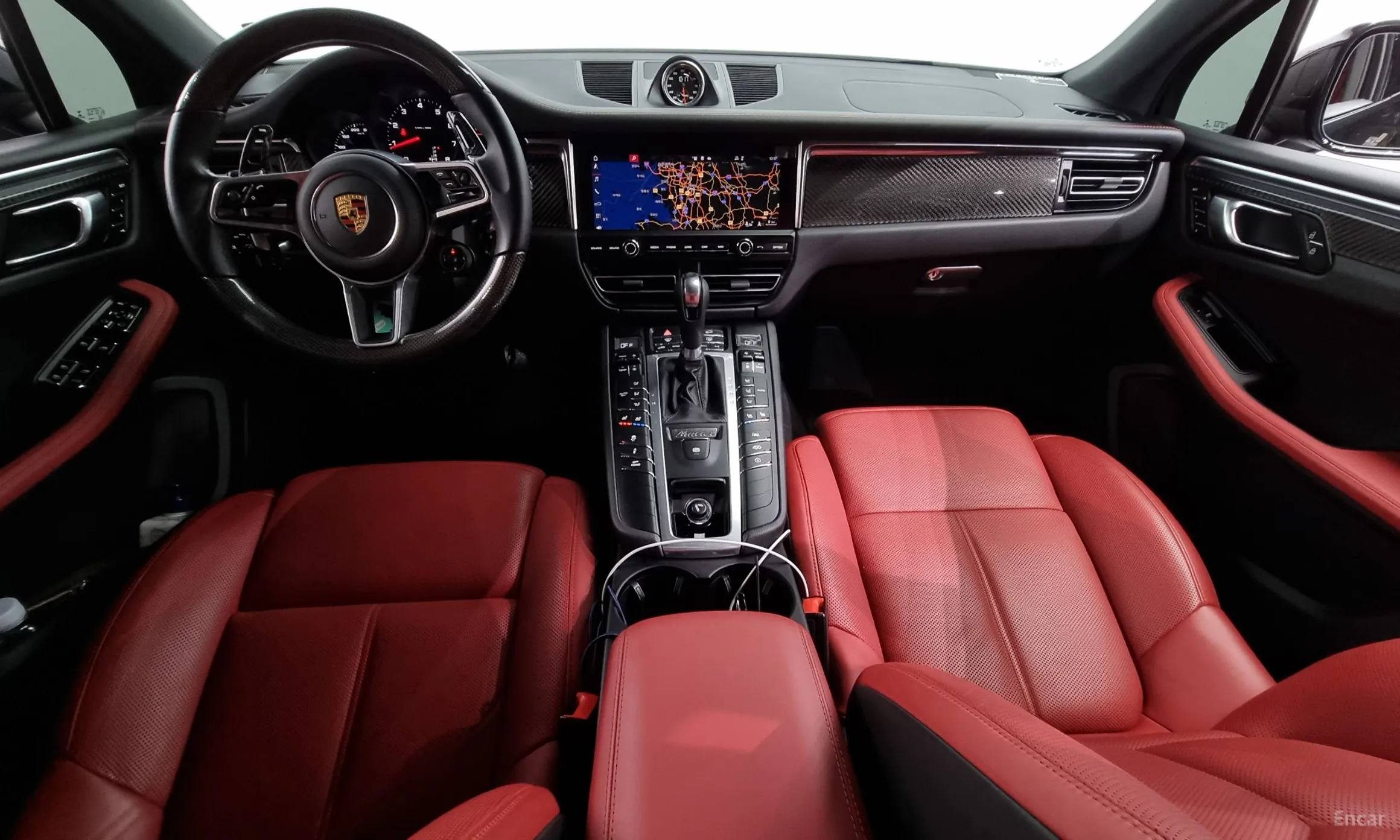 Porsche Macan превью 4