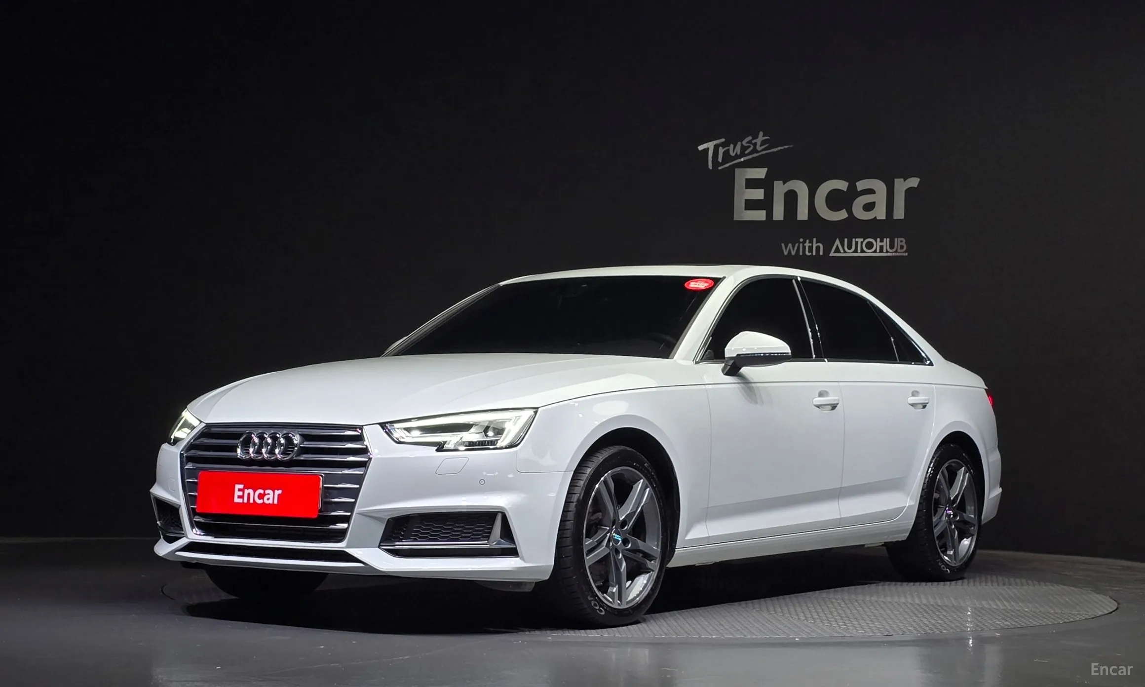 Audi A4 (B9)