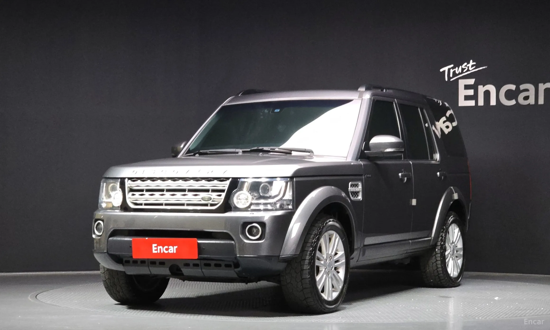 Land Rover Discovery 4