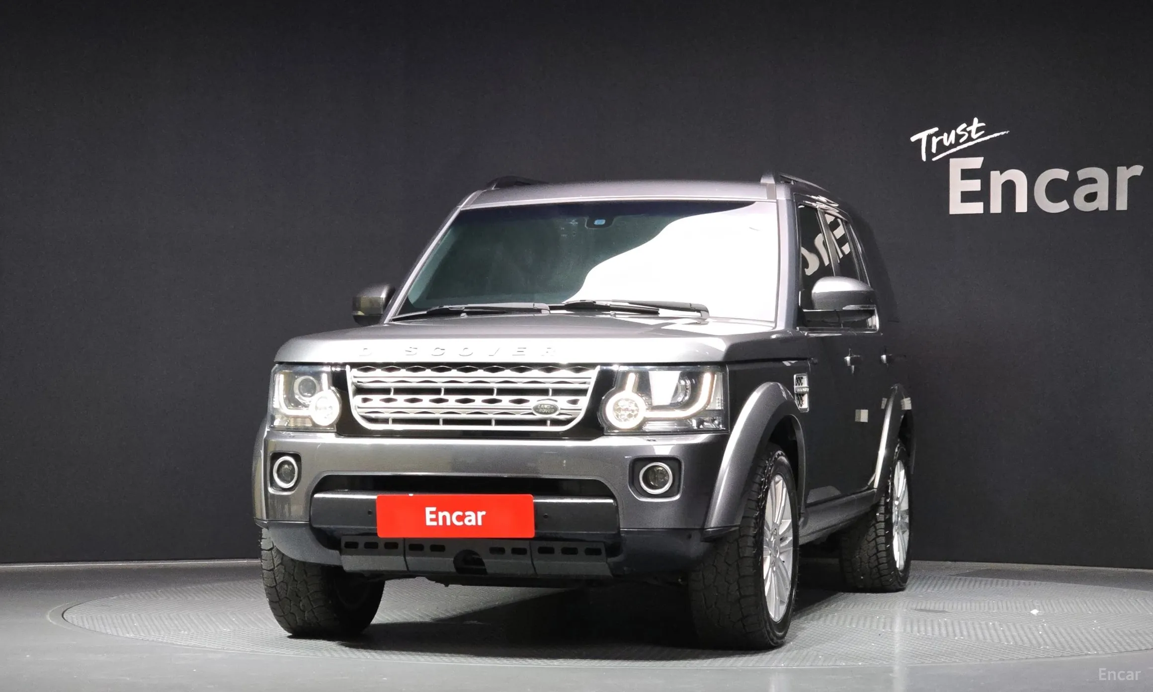Land Rover Discovery 4