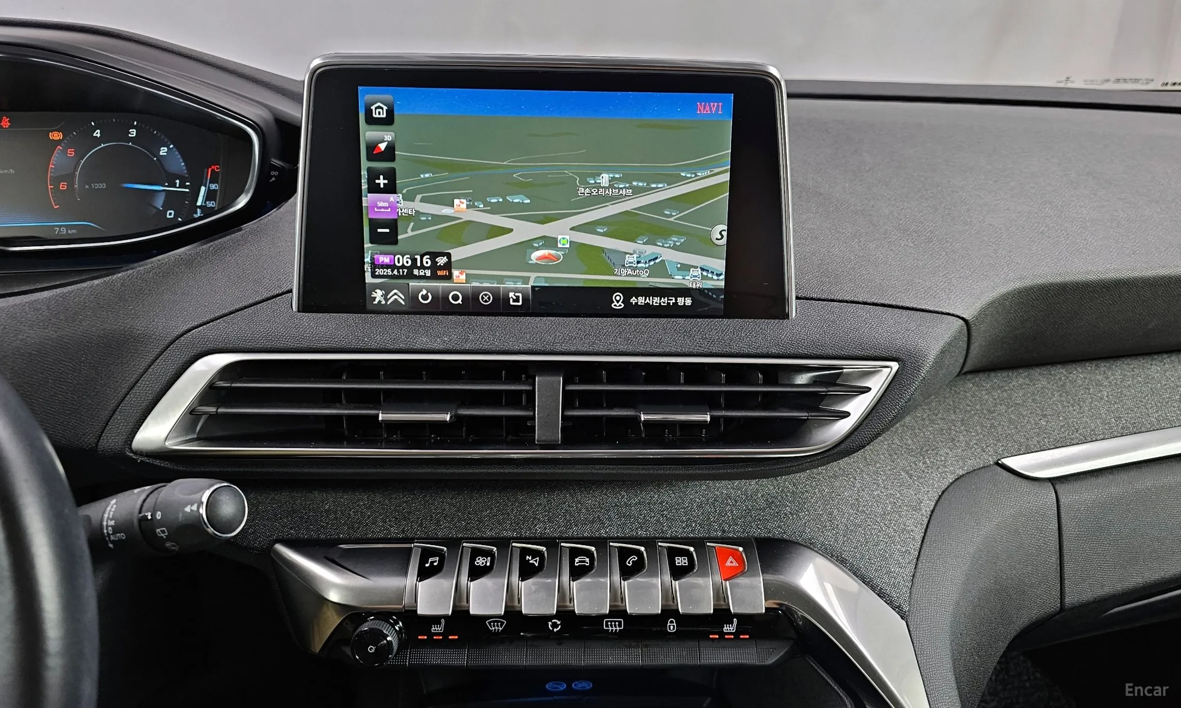 Peugeot 5008 2nd generation превью 14